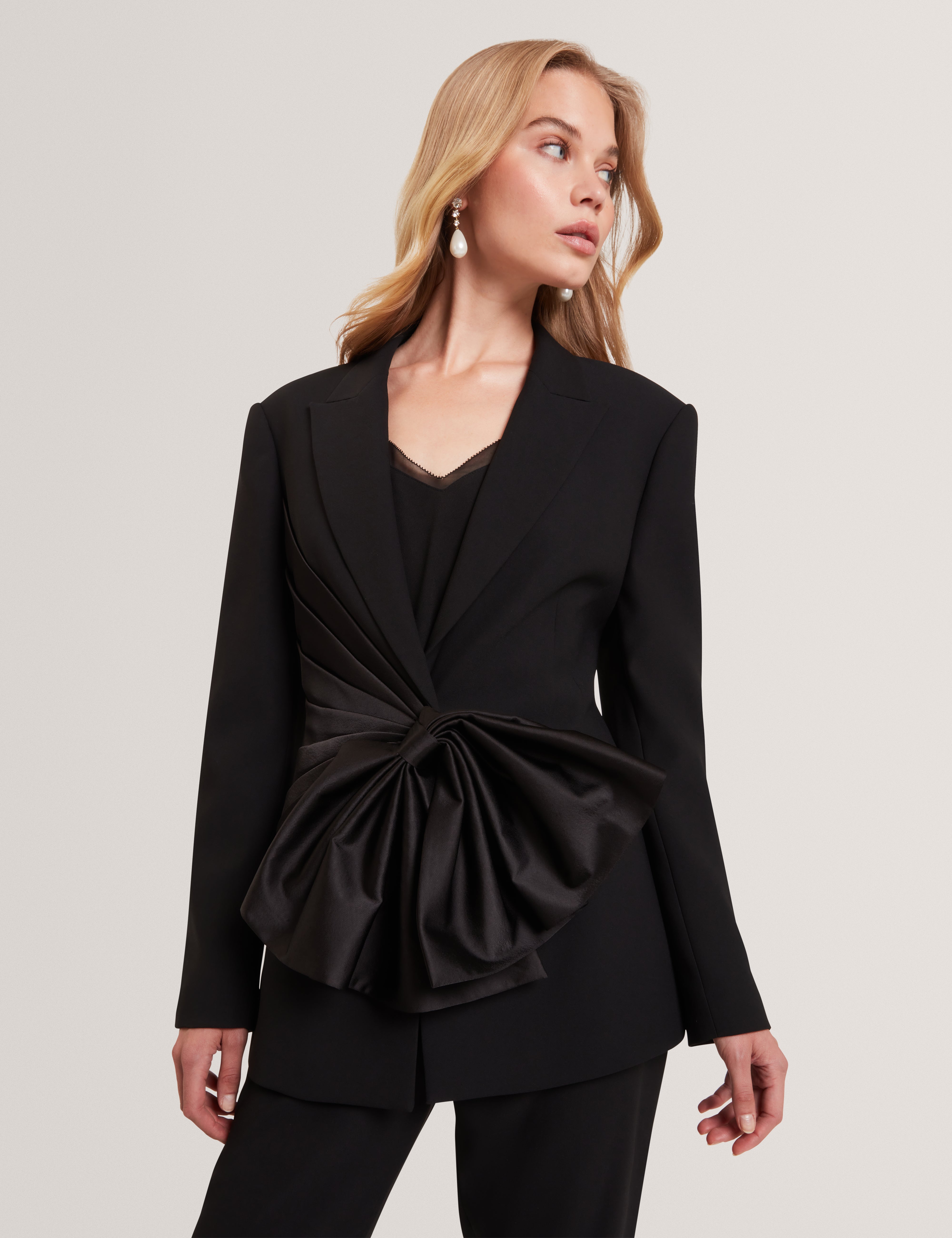 Xeni Tailored Blazer With Satin Bow Detail Black
