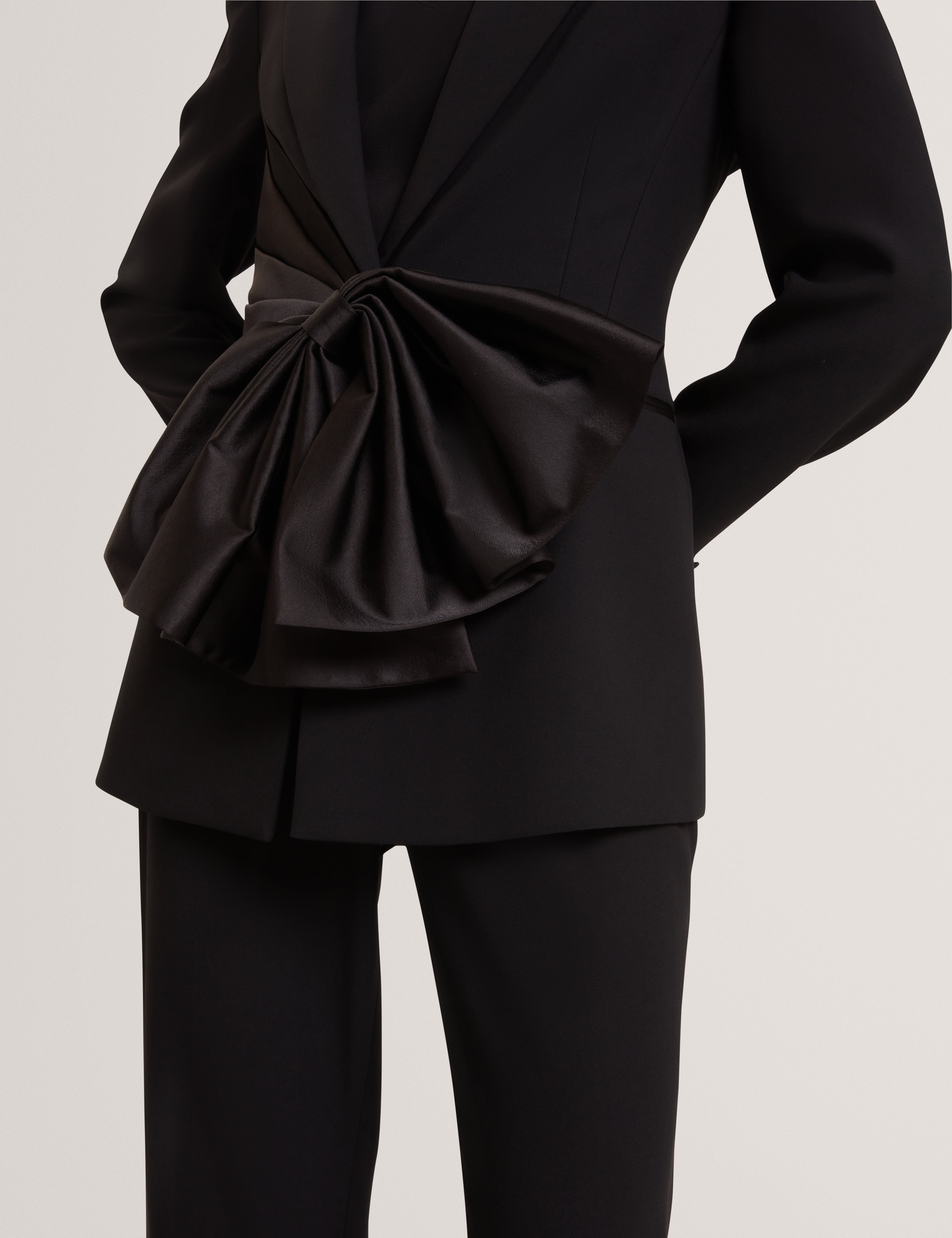 Xeni Tailored Blazer With Satin Bow Detail Black