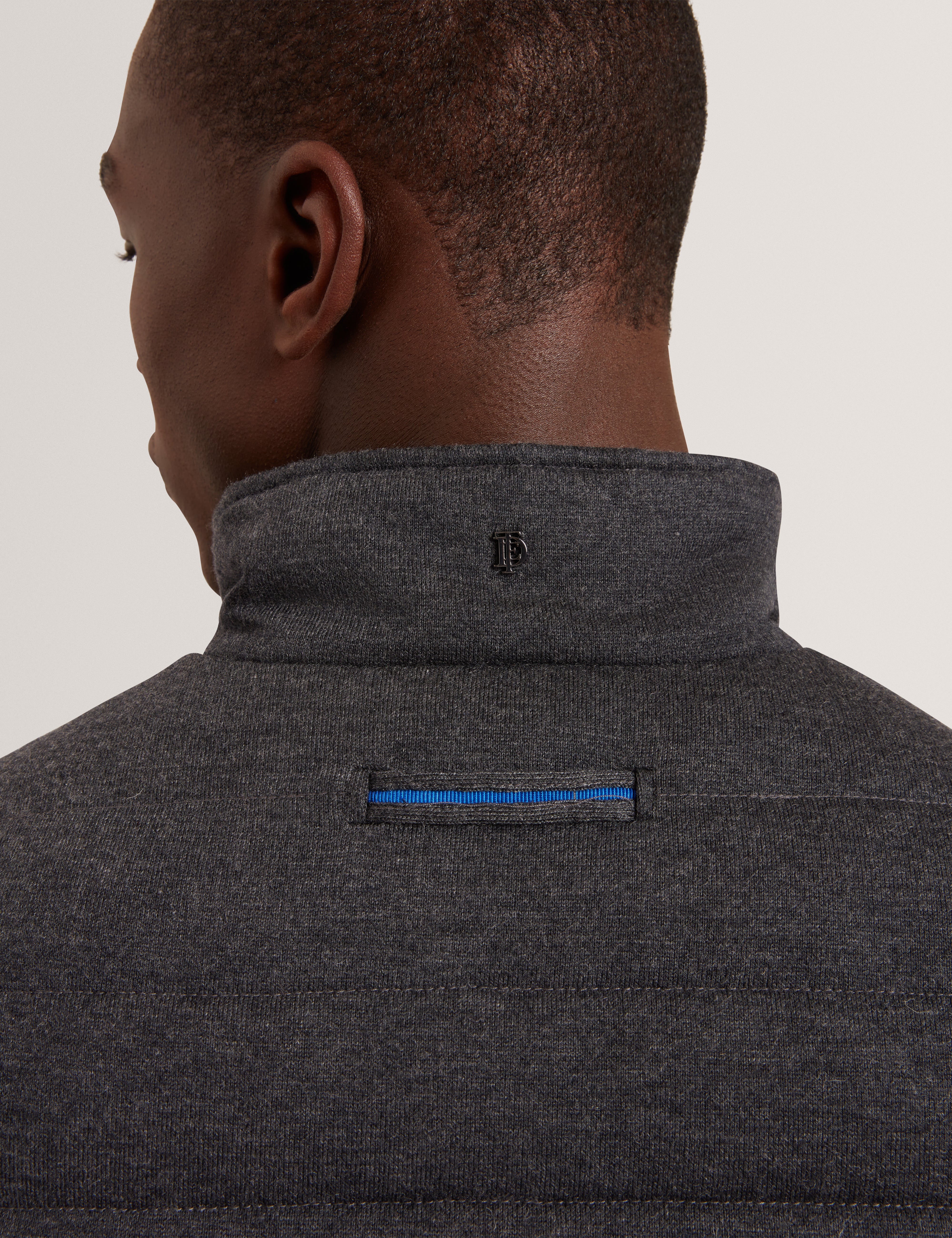 Doppel Fine Knit Reversible Quilted Gilet Charcoal