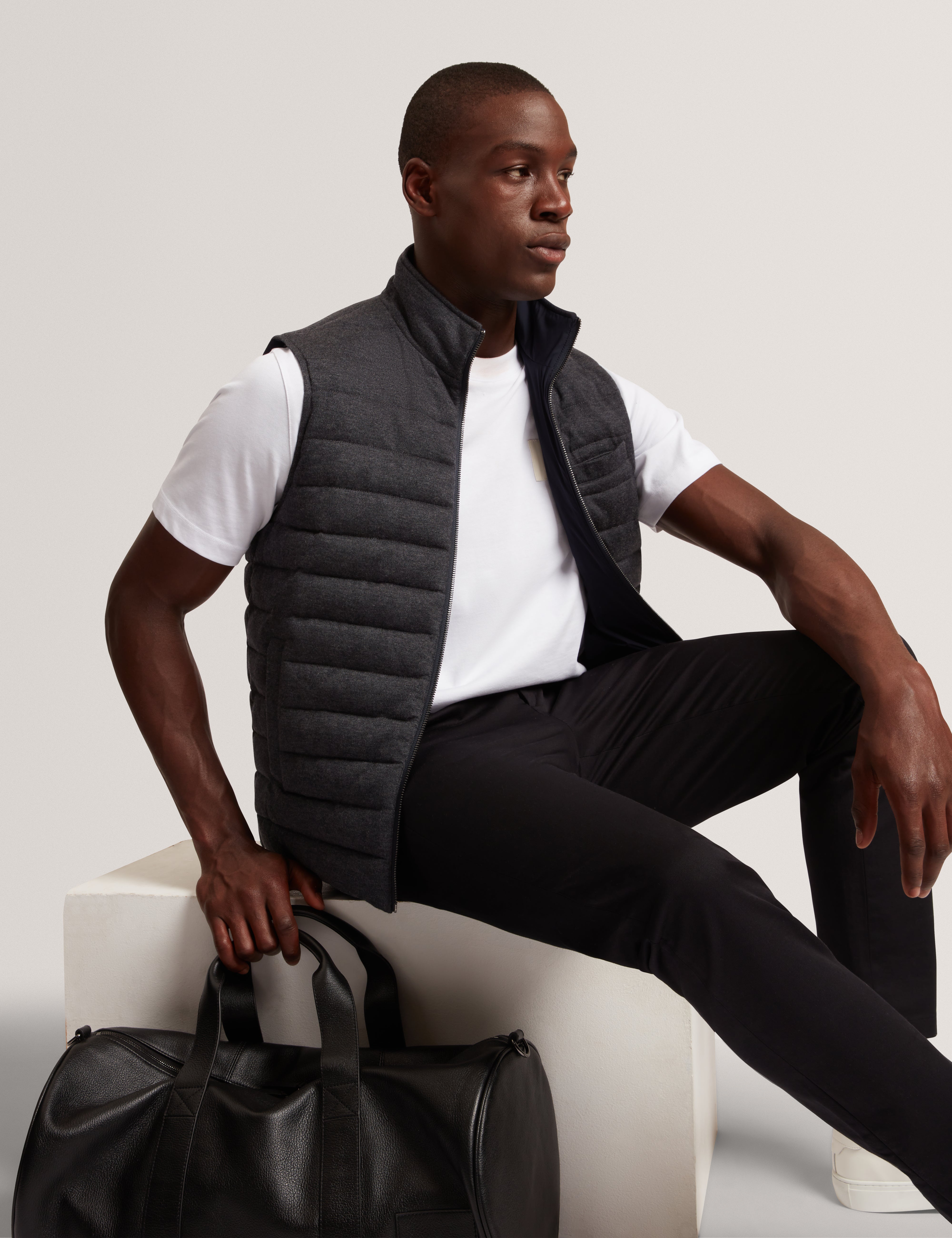 Doppel Fine Knit Reversible Quilted Gilet Charcoal