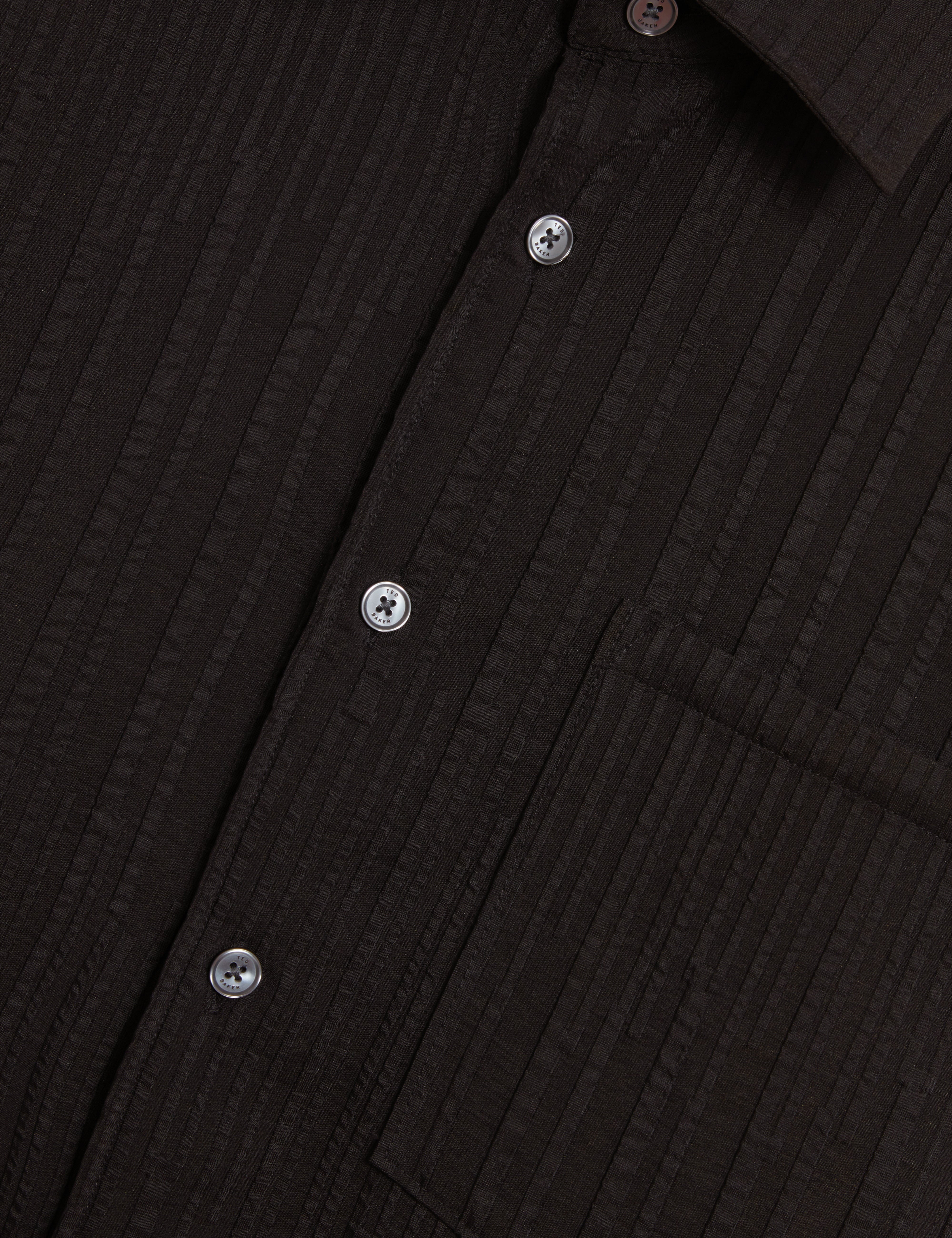 Bandile Short Sleeve Relaxed Pleated Shirt Black