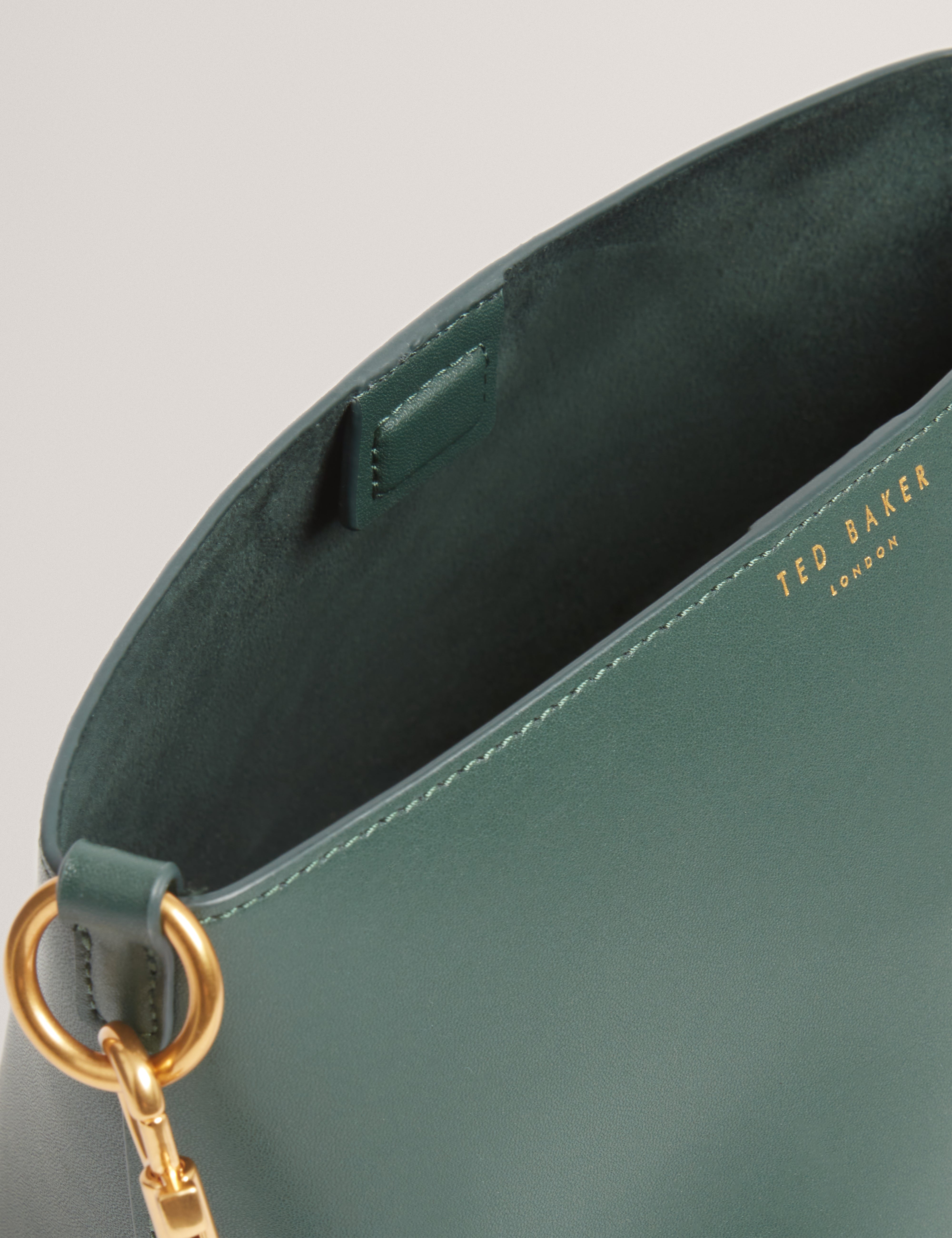 Wavely Weave Handle Leather Small Bucket Bag Green
