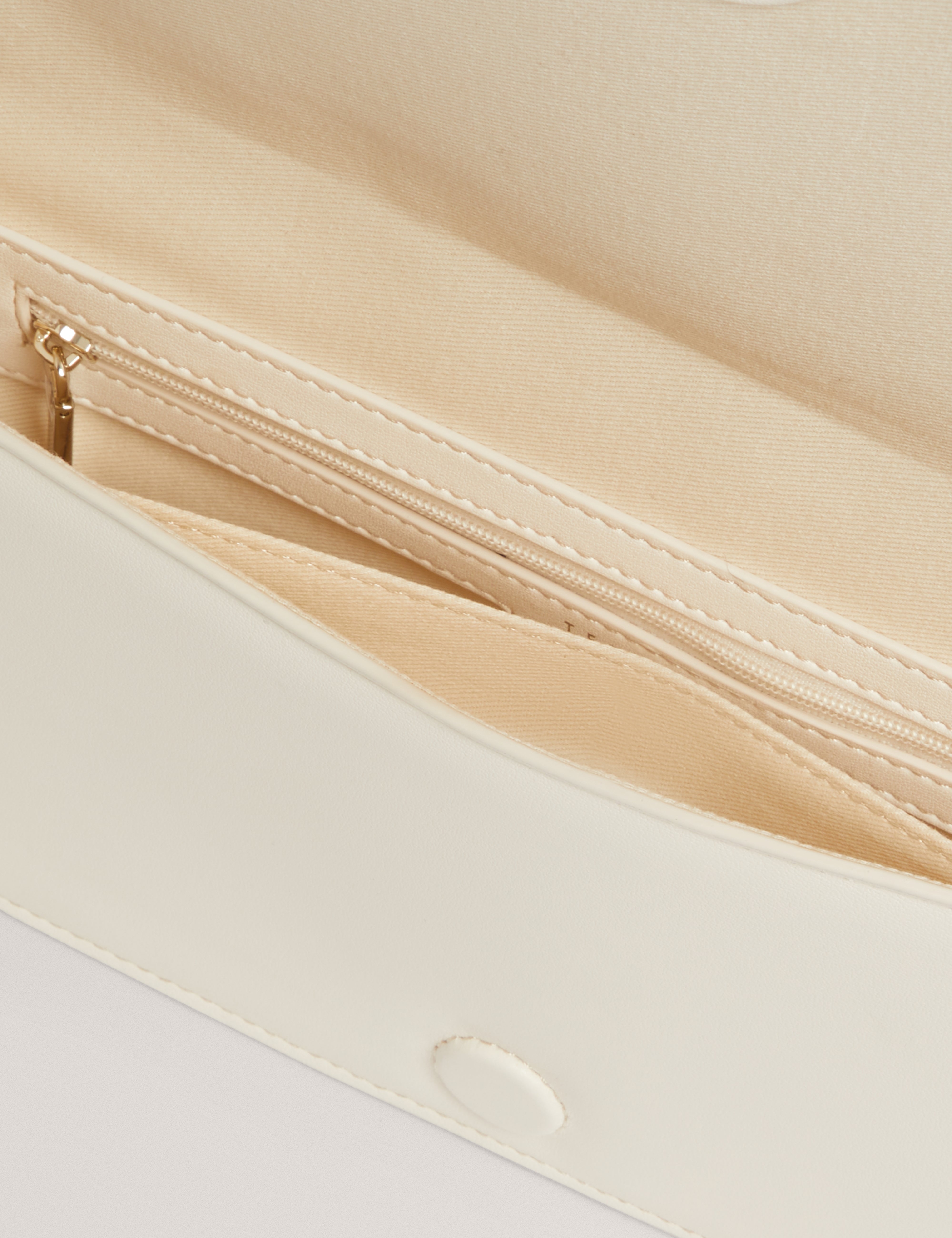 Pettria Raffia Straw Elongated Shoulder Bag Ivory