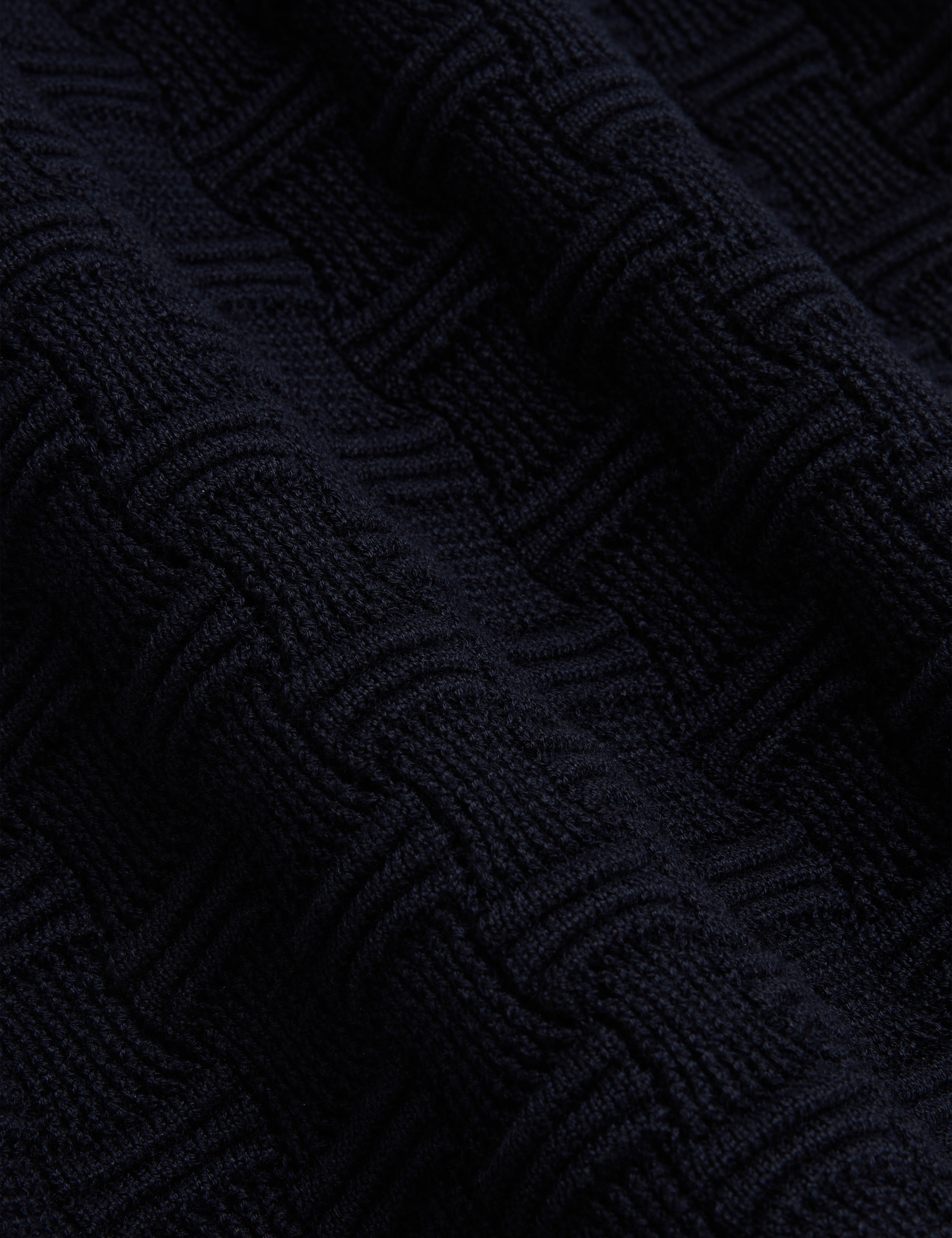 Yuna Touch Of Silk Knitted Sleeveless Top Navy