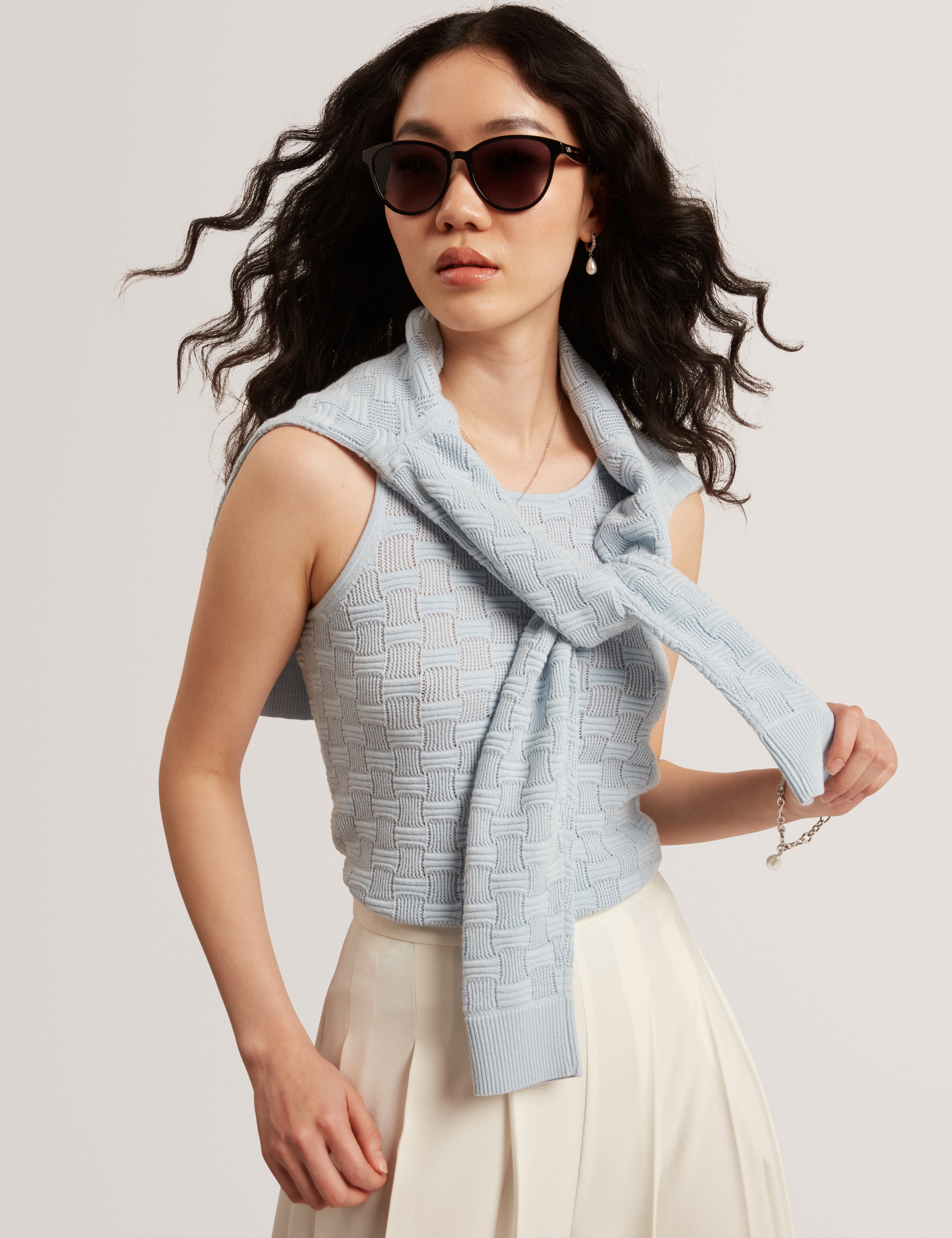 Yuna Touch Of Silk Knitted Sleeveless Top Pl-Blue