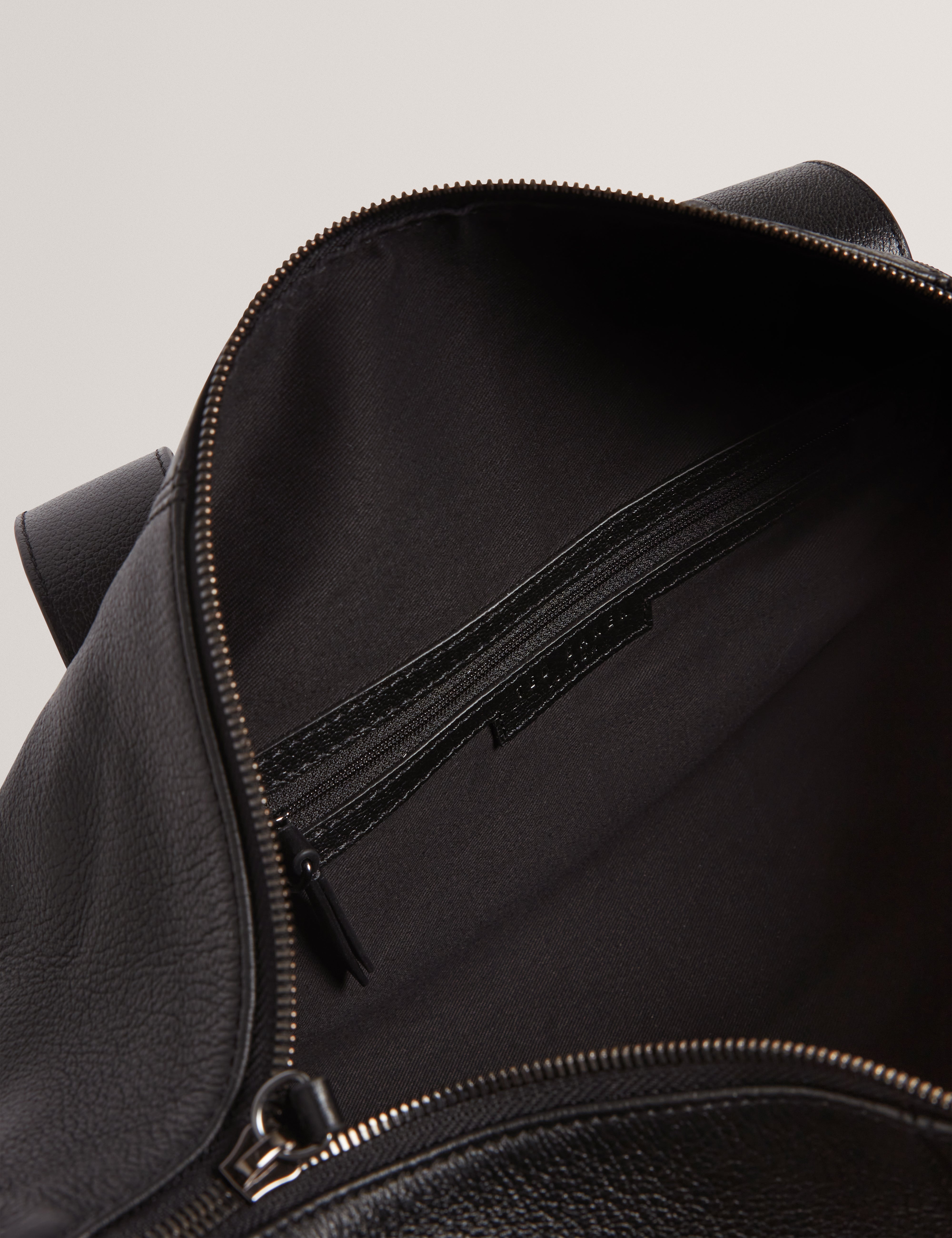 Grantis Large Leather Duffle Bag Black