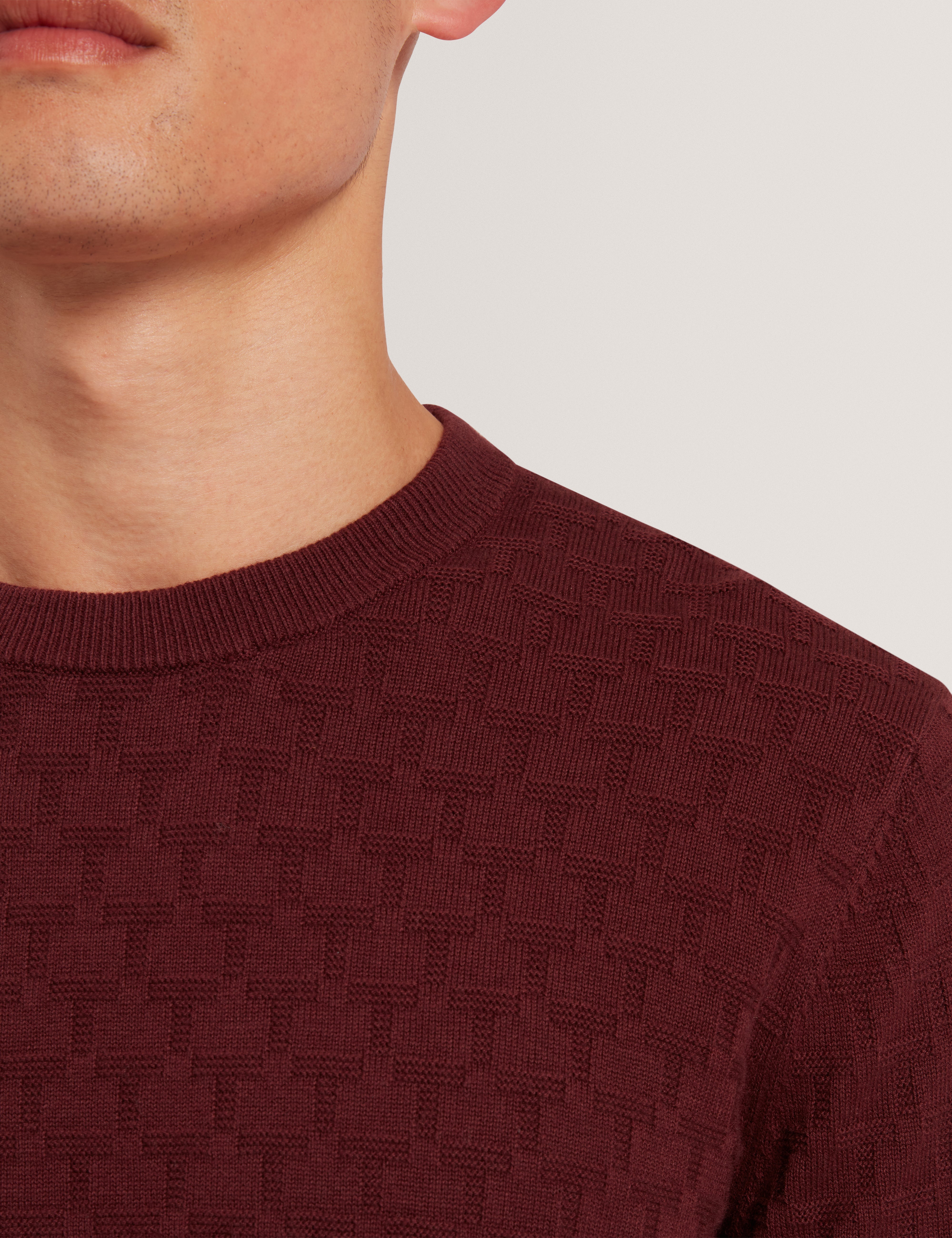 Sainsy T Stitch Crew Neck Maroon