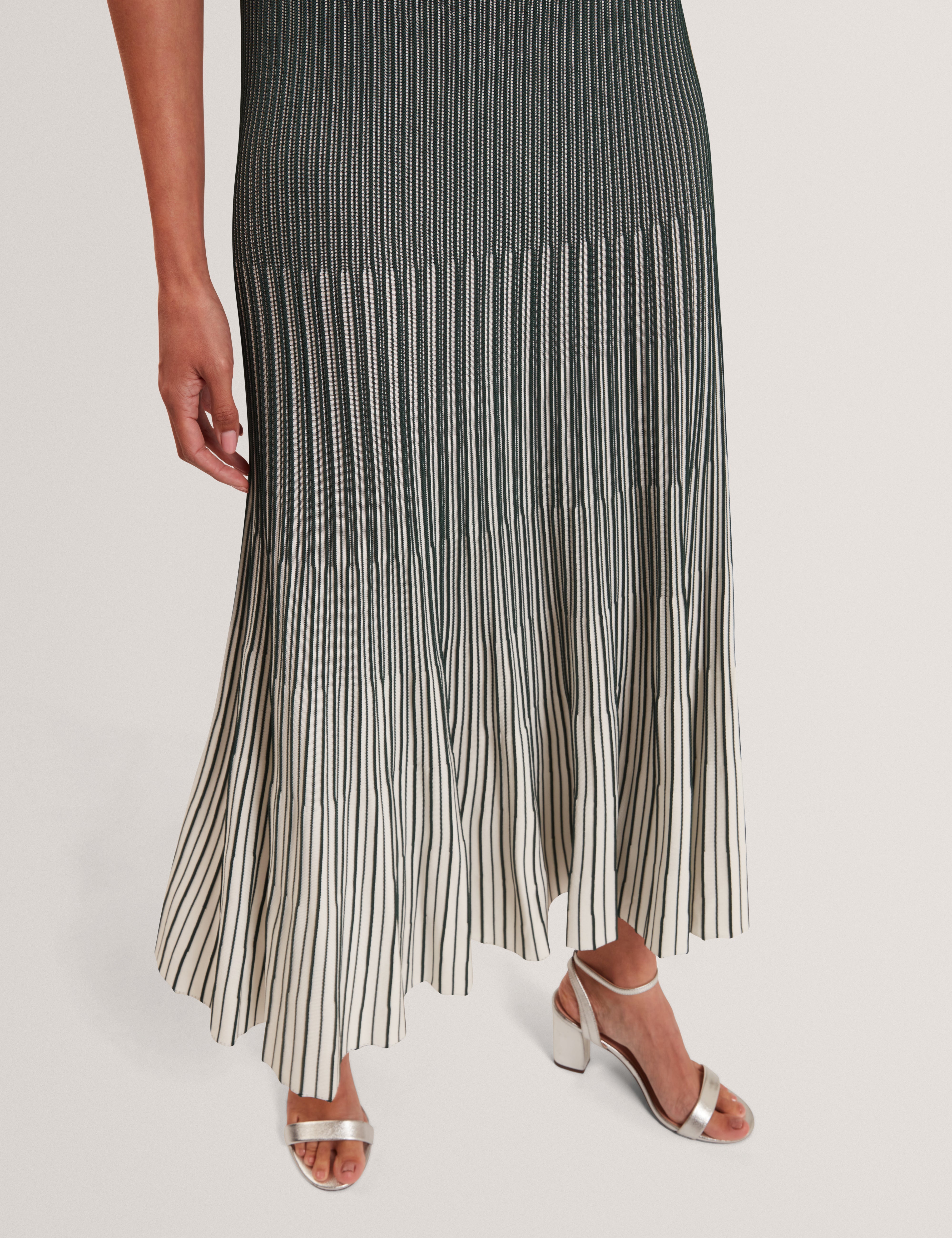 Dilylaa Textured Stripe Knit Midi Dress Dk-Green