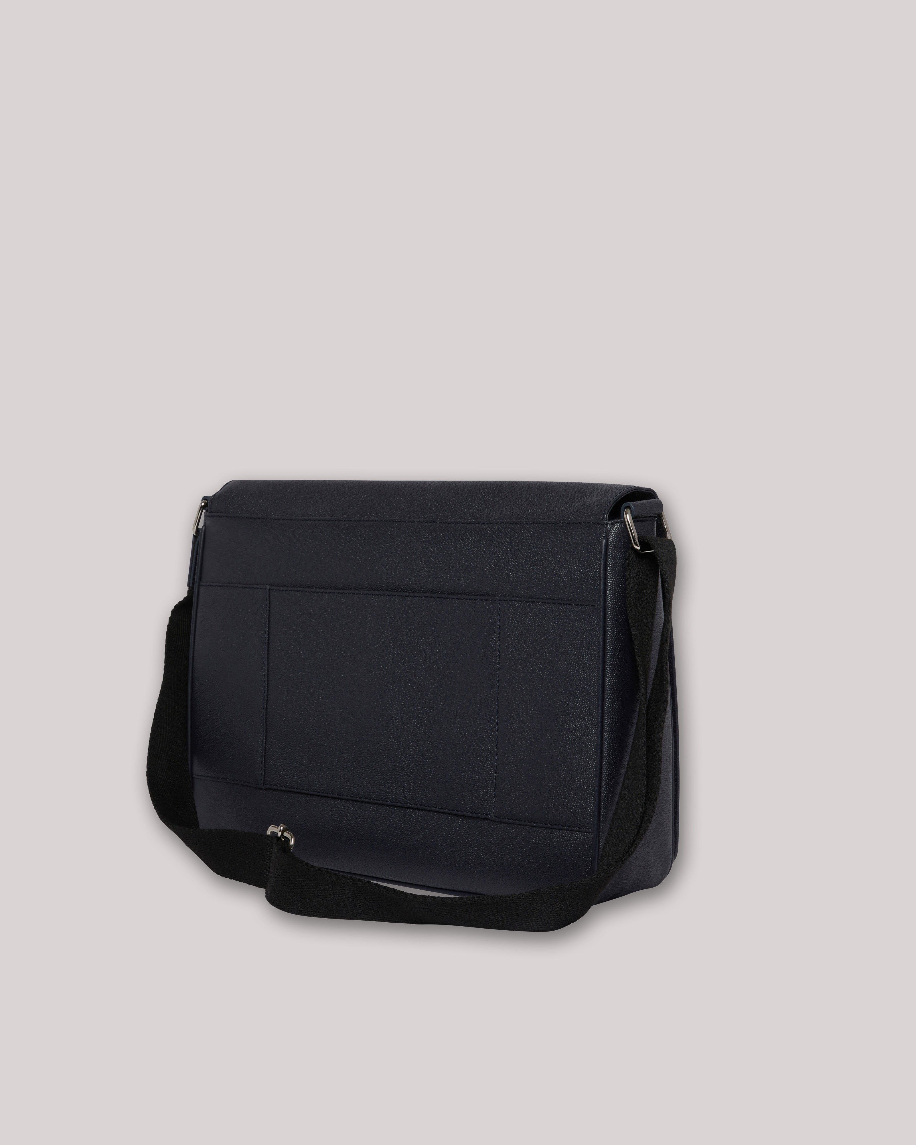 Kamaron Caviar Leather Messenger Bag Dk-Navy