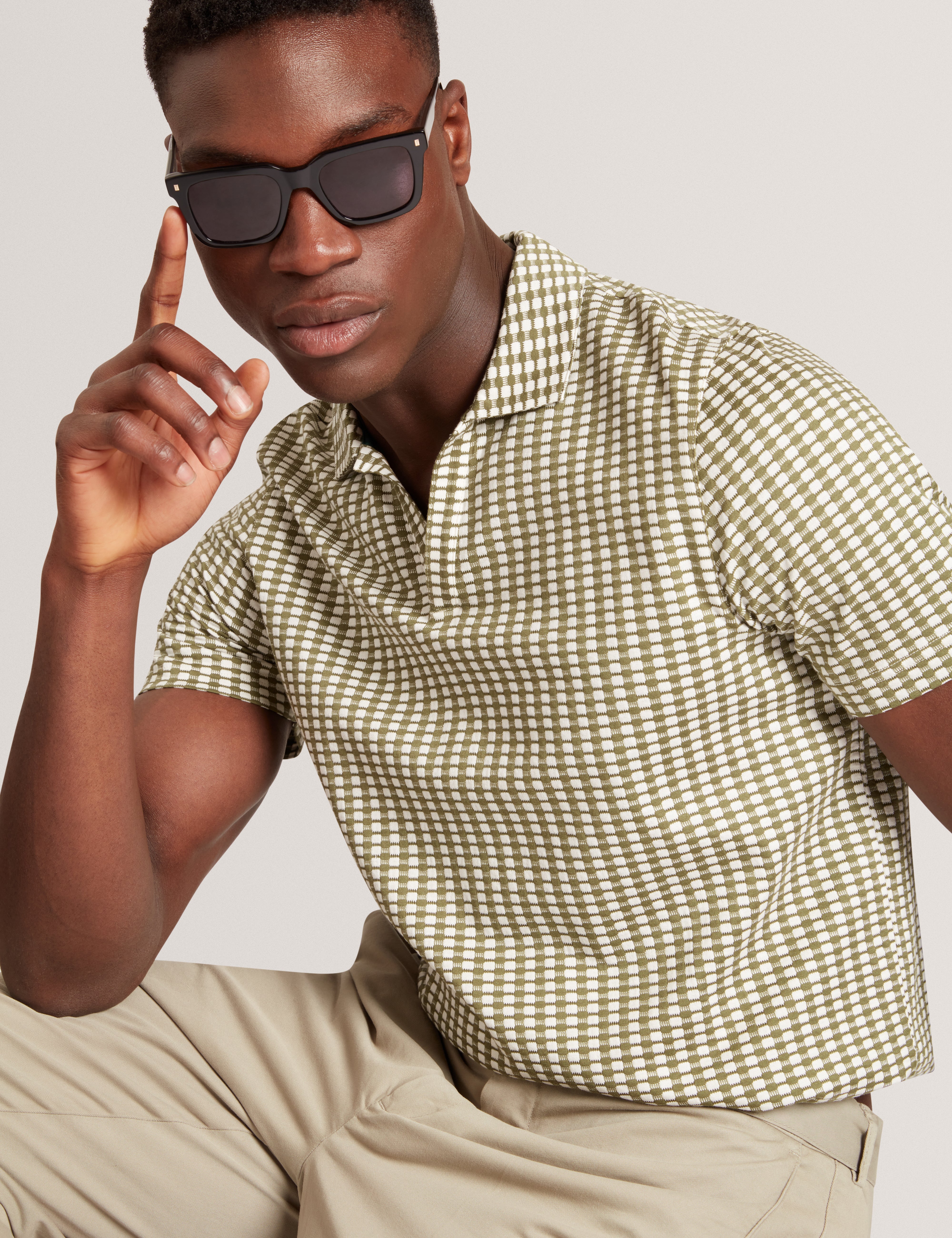 Matejo Short Sleeve Regular Geo Open Neck Polo Green