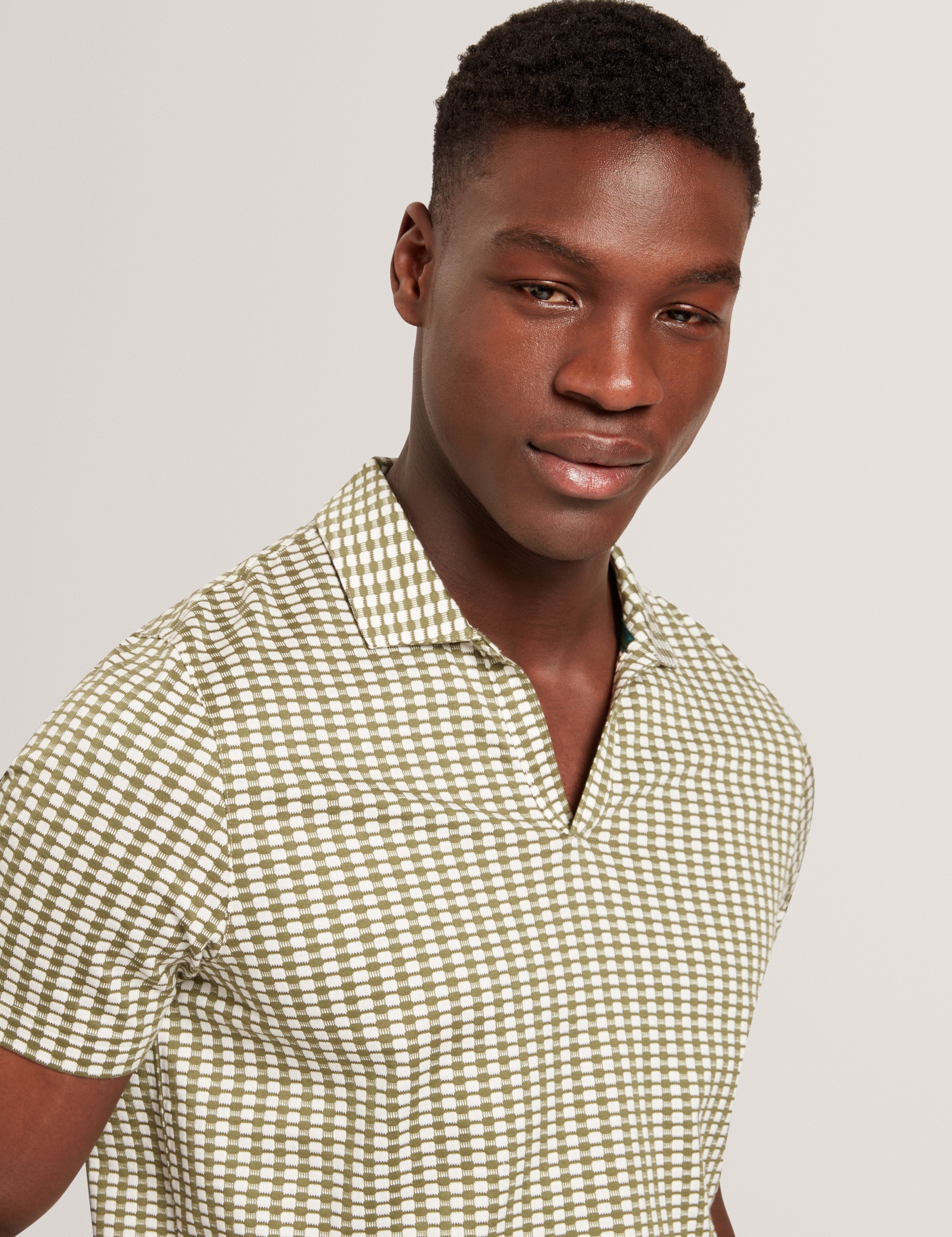 Matejo Short Sleeve Regular Geo Open Neck Polo Green