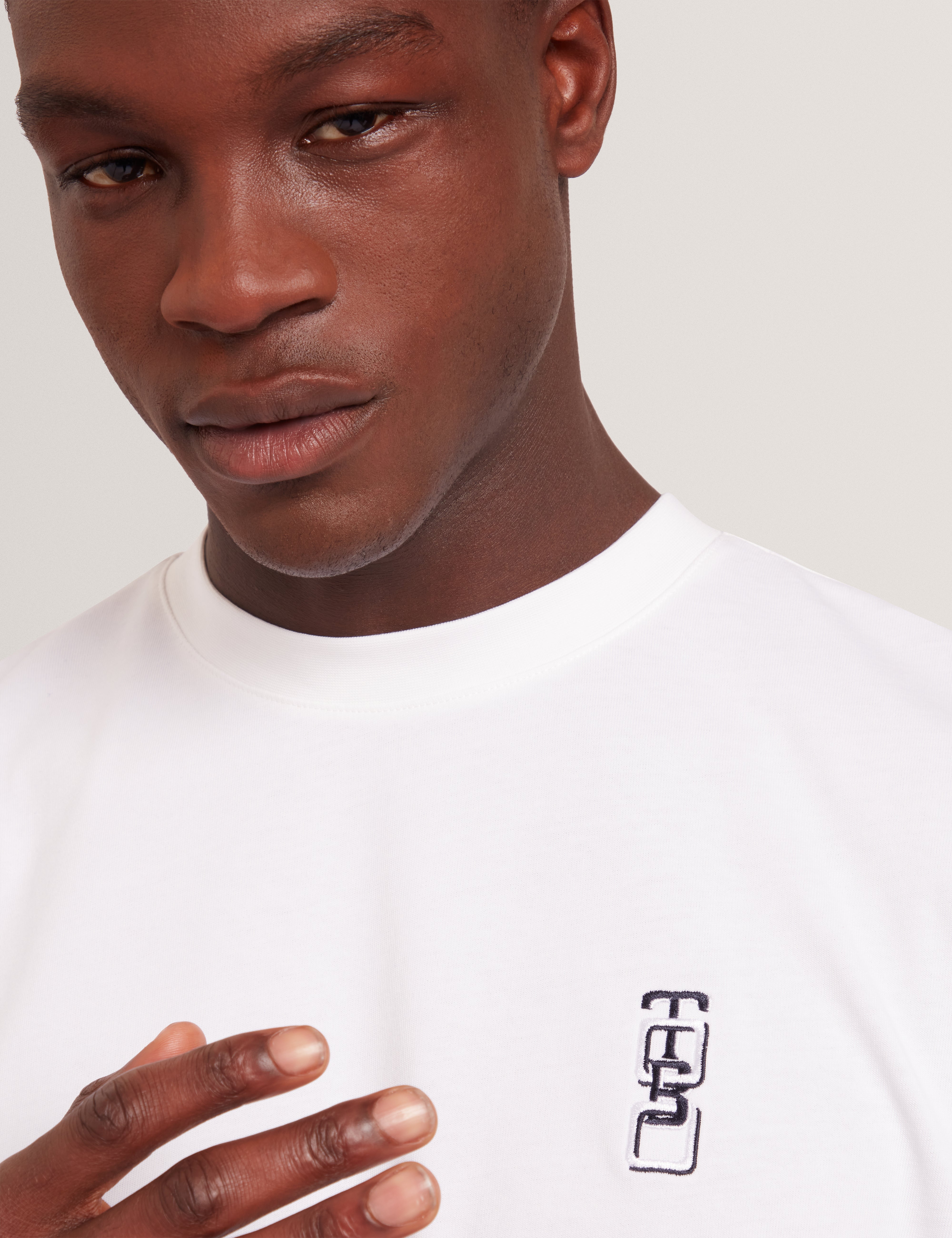 Kuyrt Short Sleeve Branded Tee White