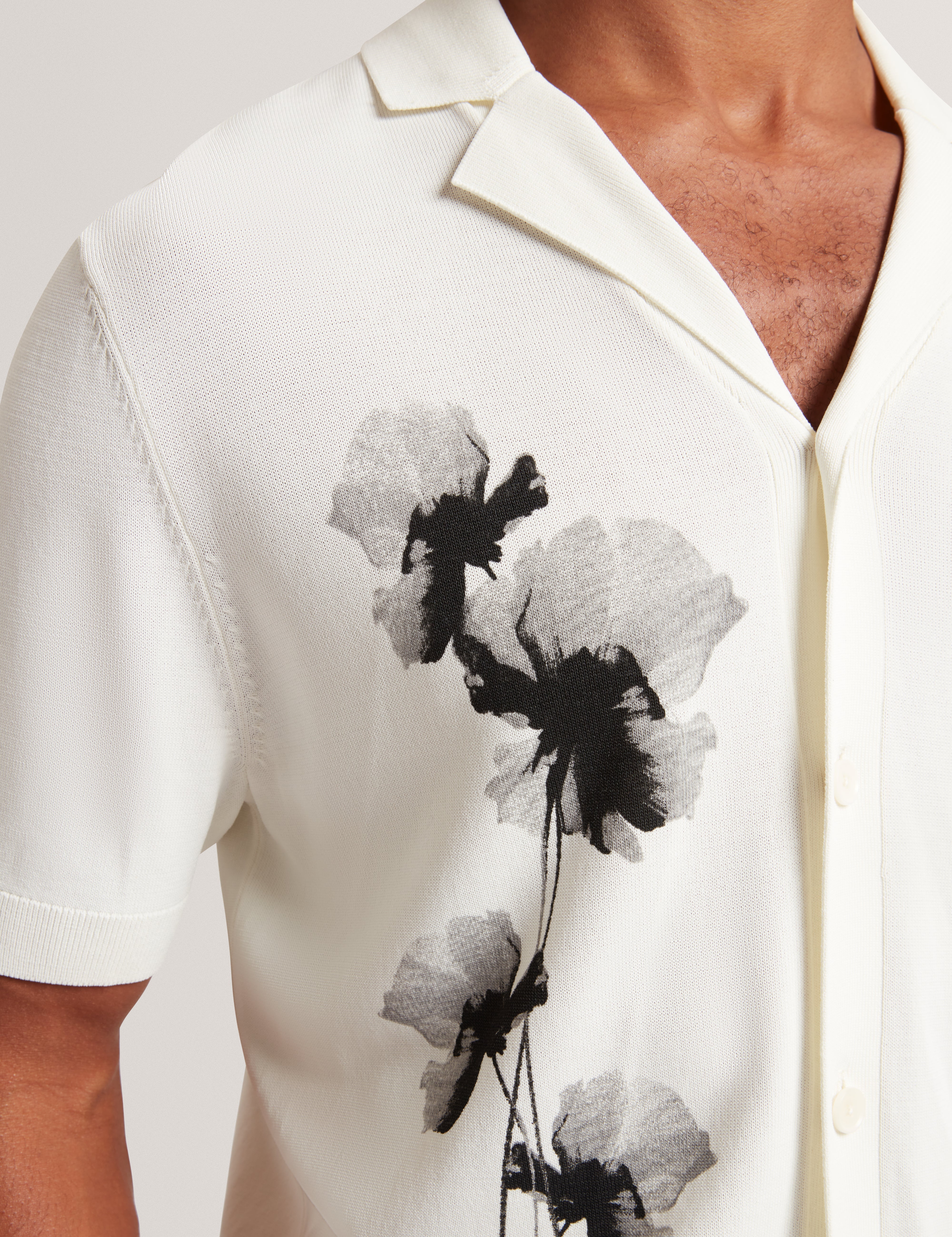 Daffid Ss Knitted Floral Shirt White