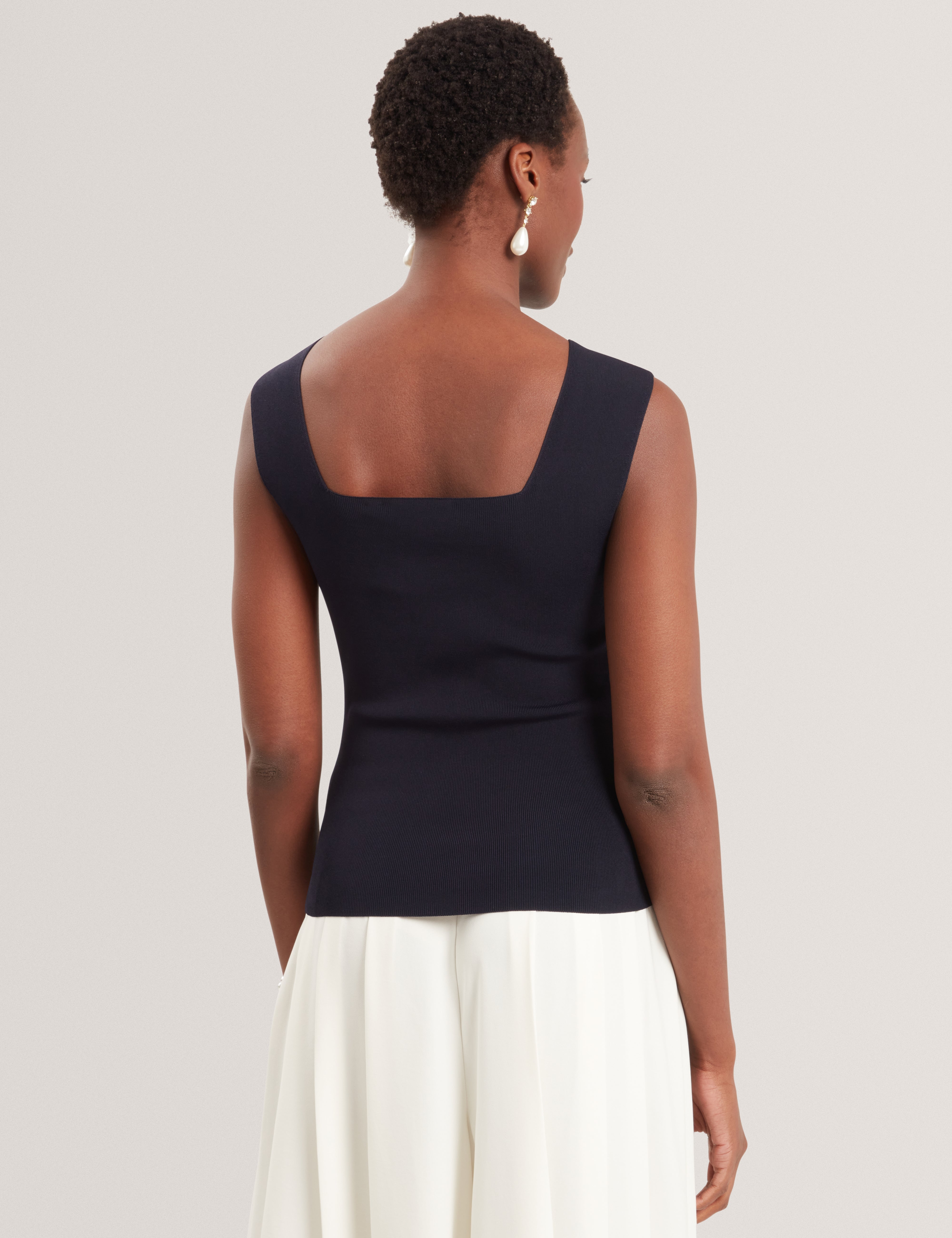 Binkkii Square Neck Sleeveless Knitted Top Navy