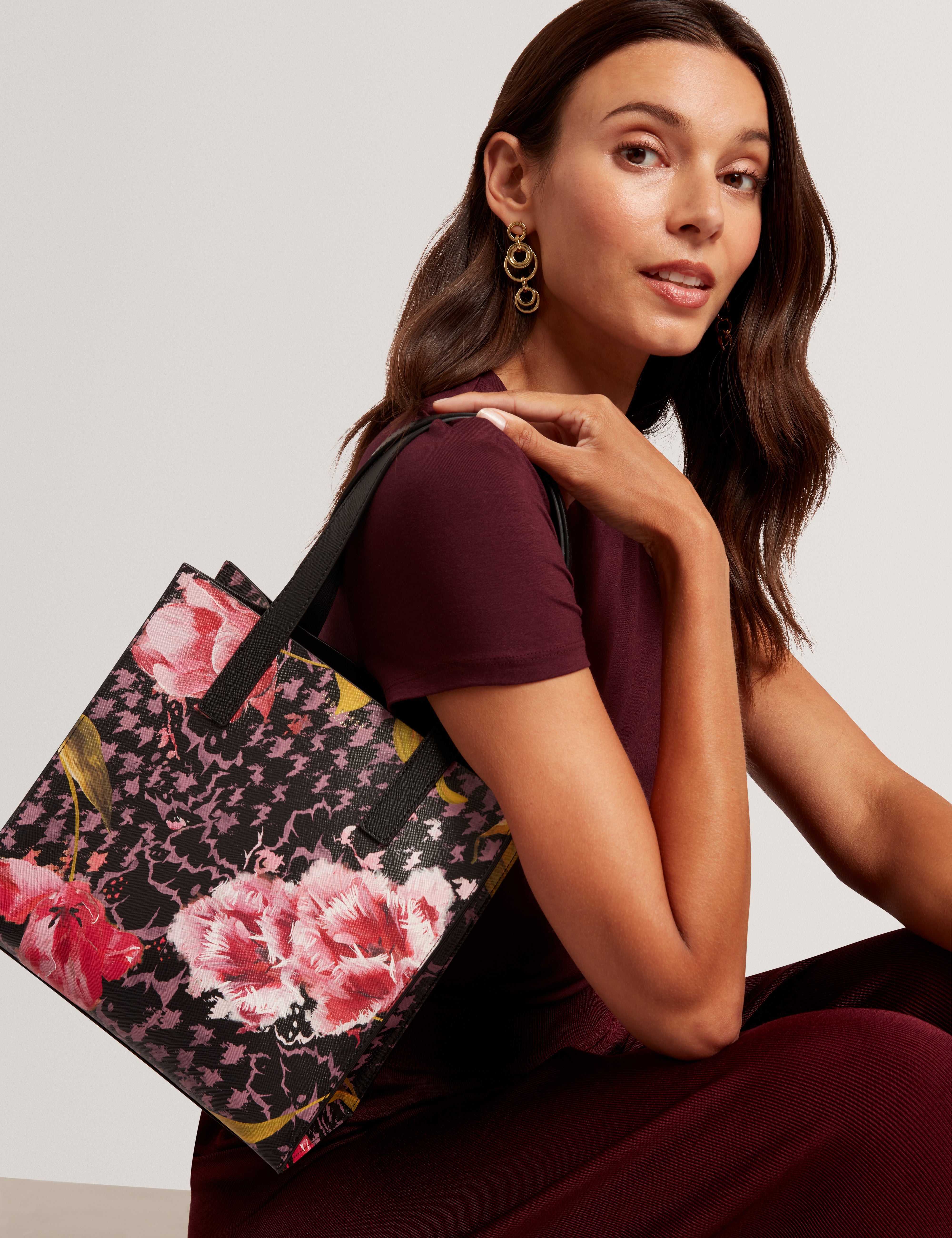 Tuliia Floral Printed Small Icon Bag Black