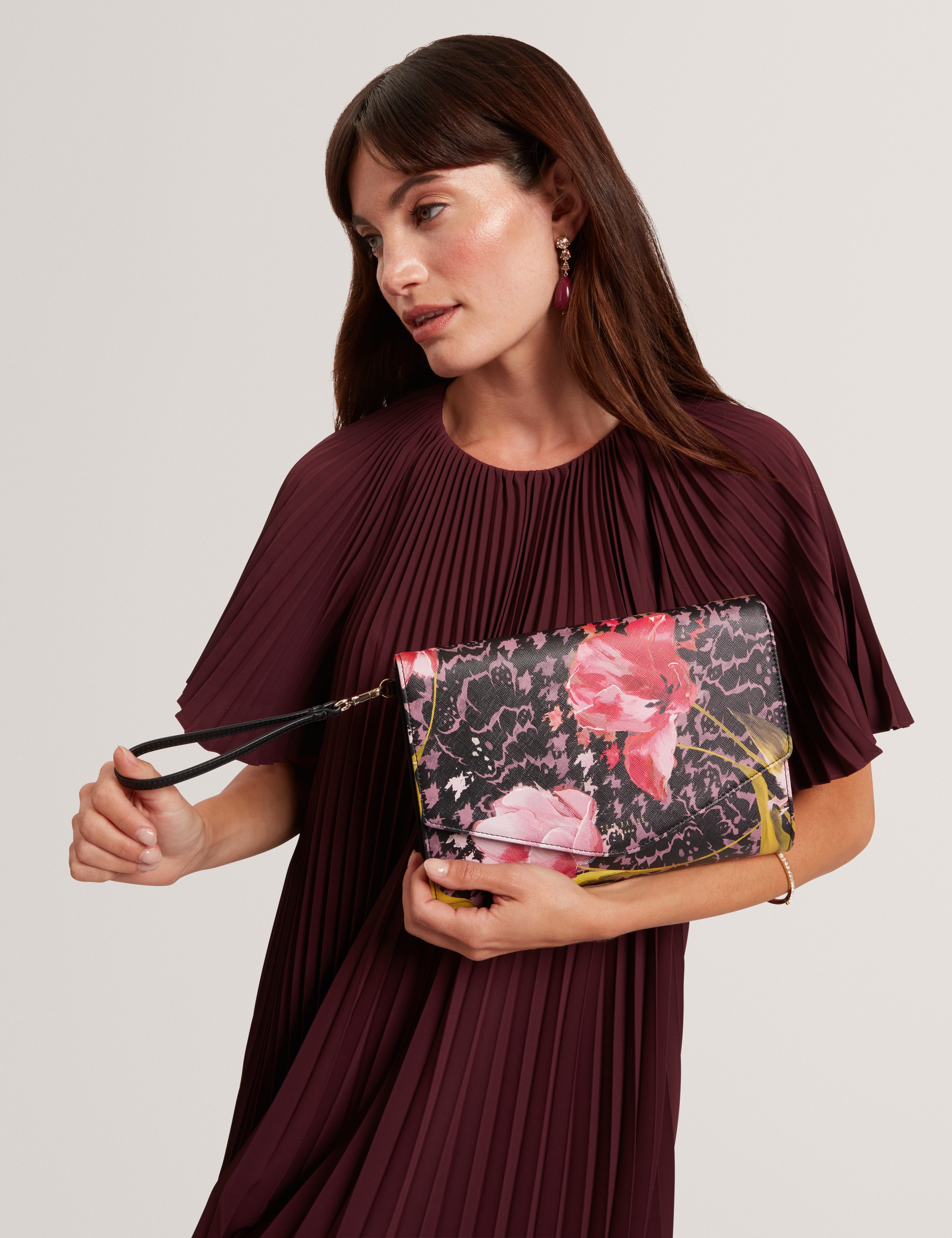 Tarlla Floral Printed Icon Pouch Black