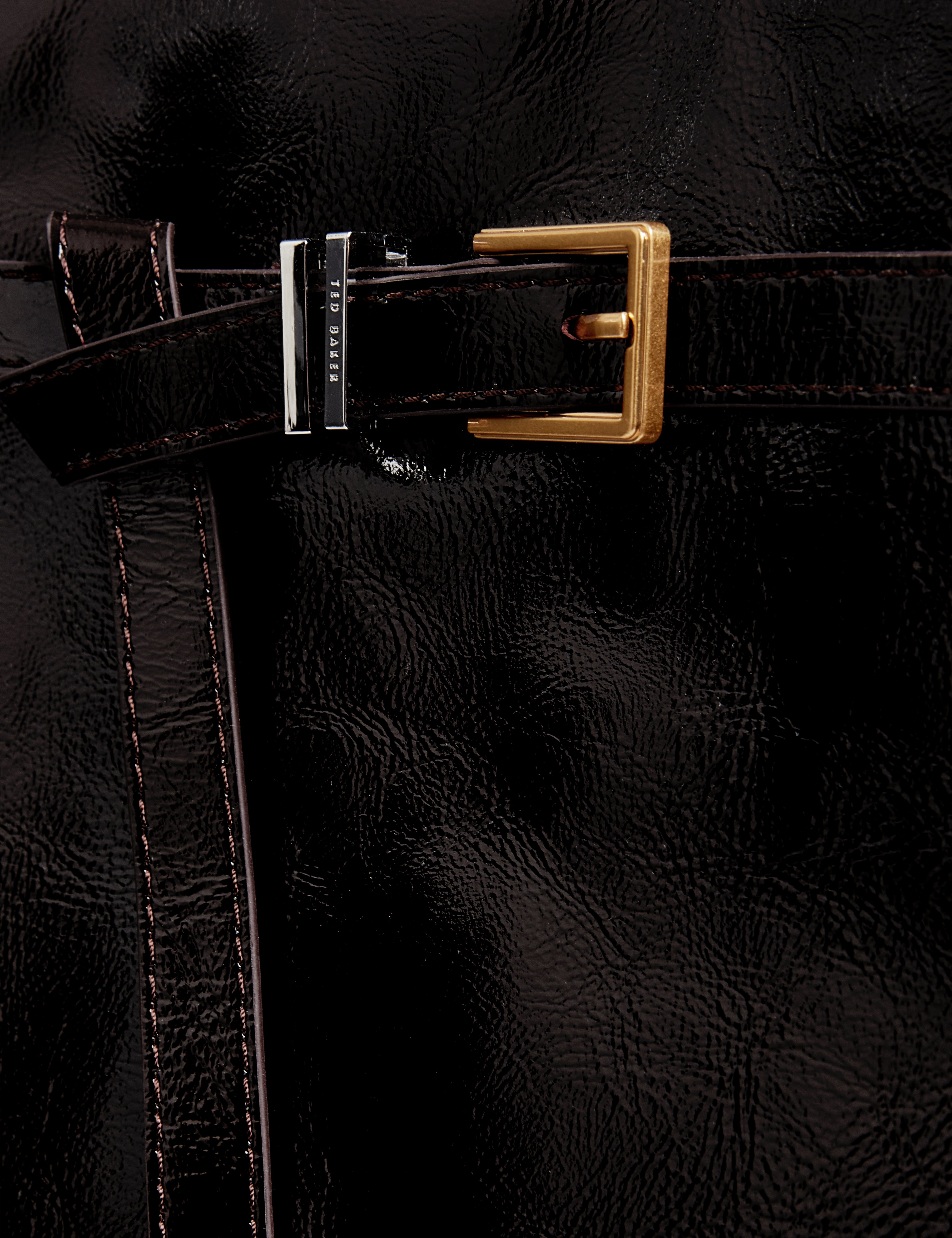 Ccarmen Crinkle Patent Belted Detail Tote Bag Brn-Choc