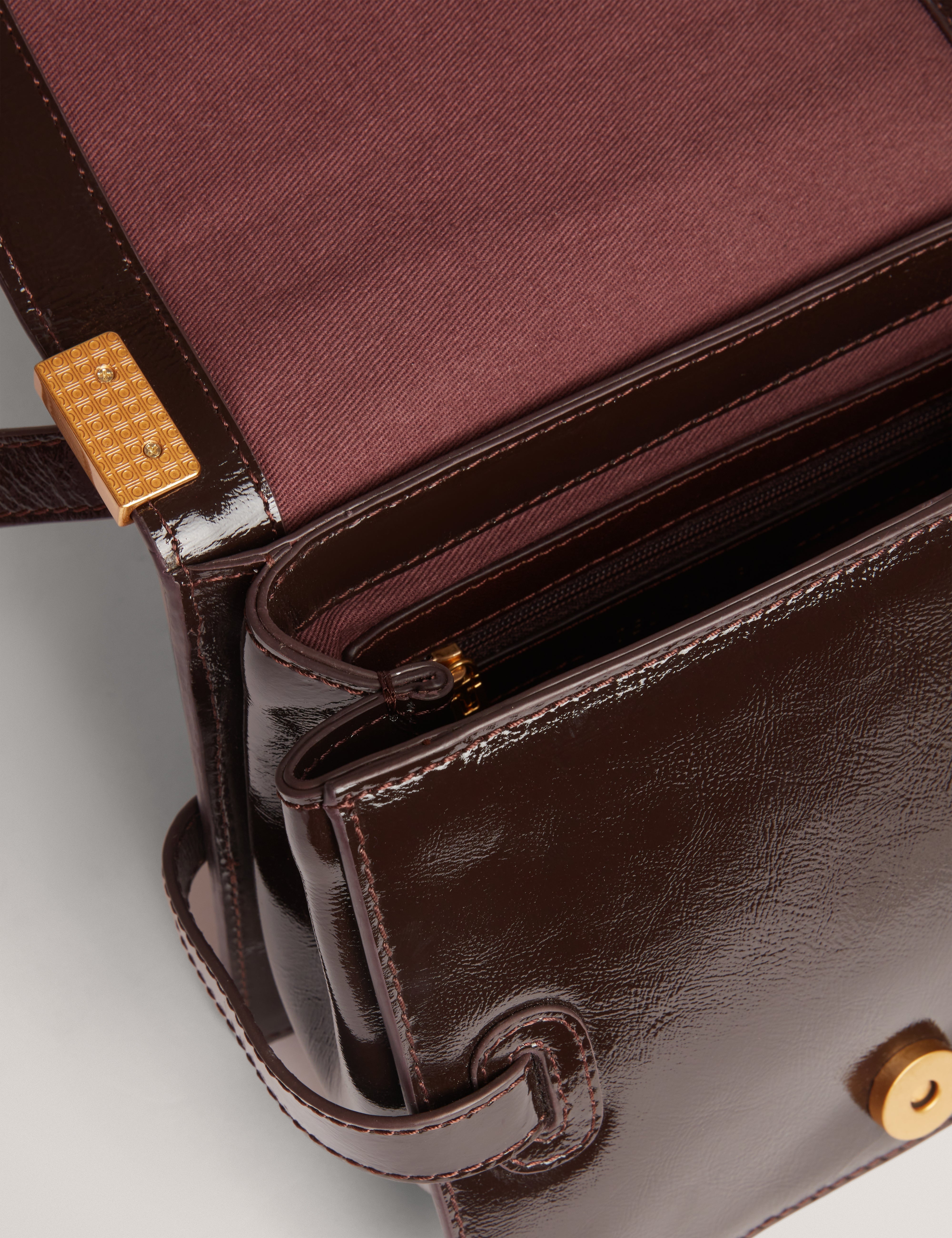 Ccamil Crinkle Patent Belted Detail Crossbody Brn-Choc