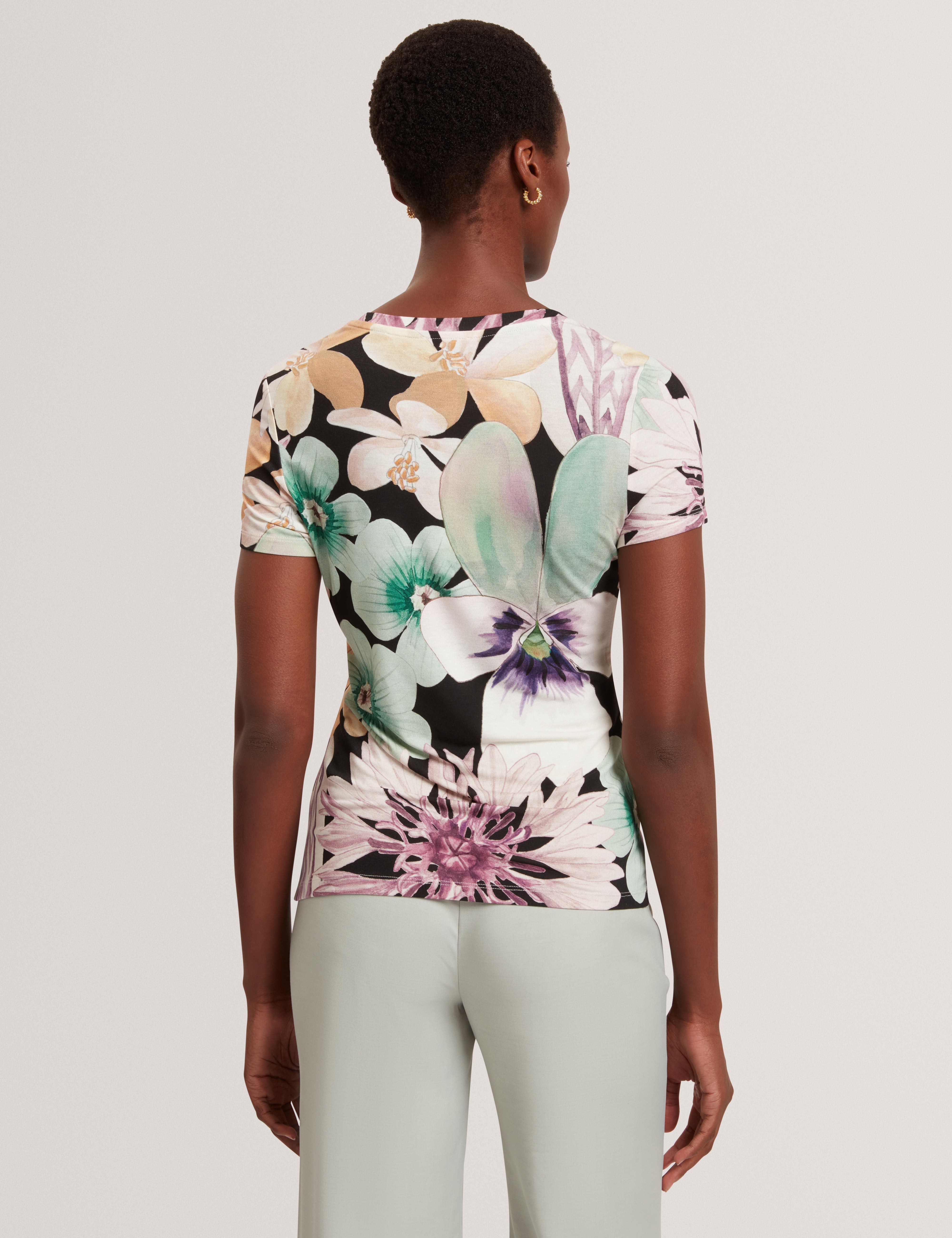 Saalma Printed Fitted Tee Black