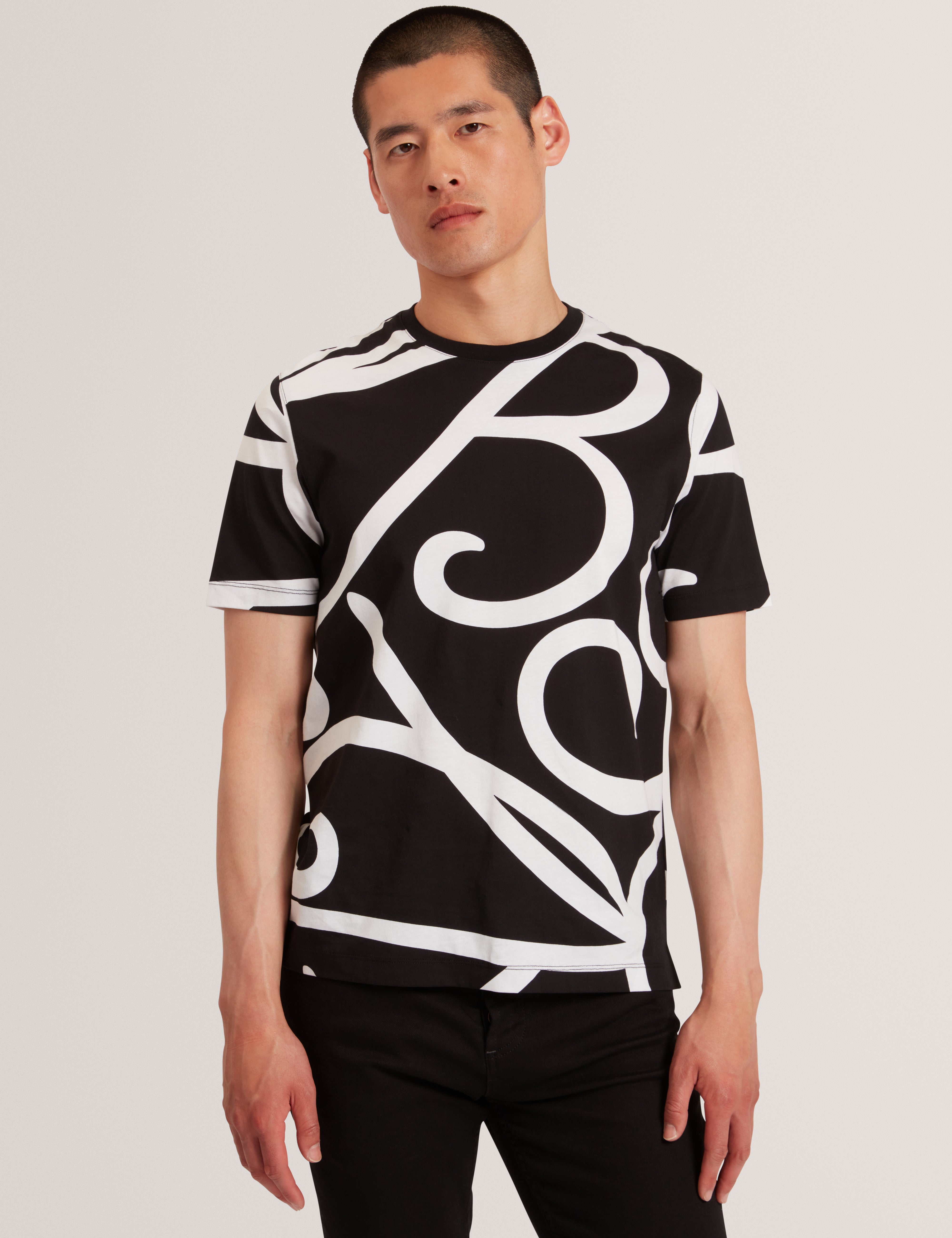 Armos Ss Tb Script T-Shirt Black