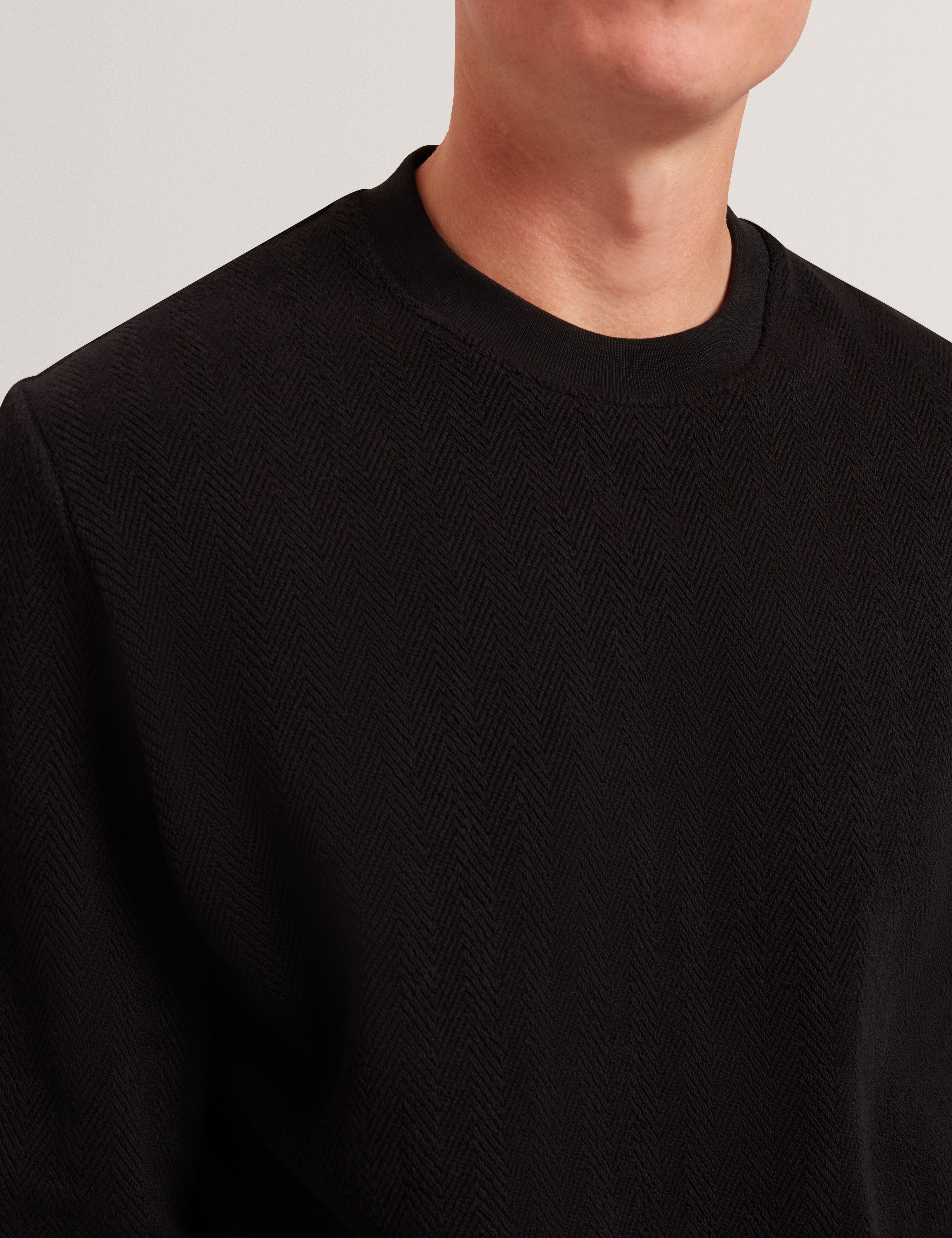 Elates Herringbone Texture Crew Neck Sweatshirt Black