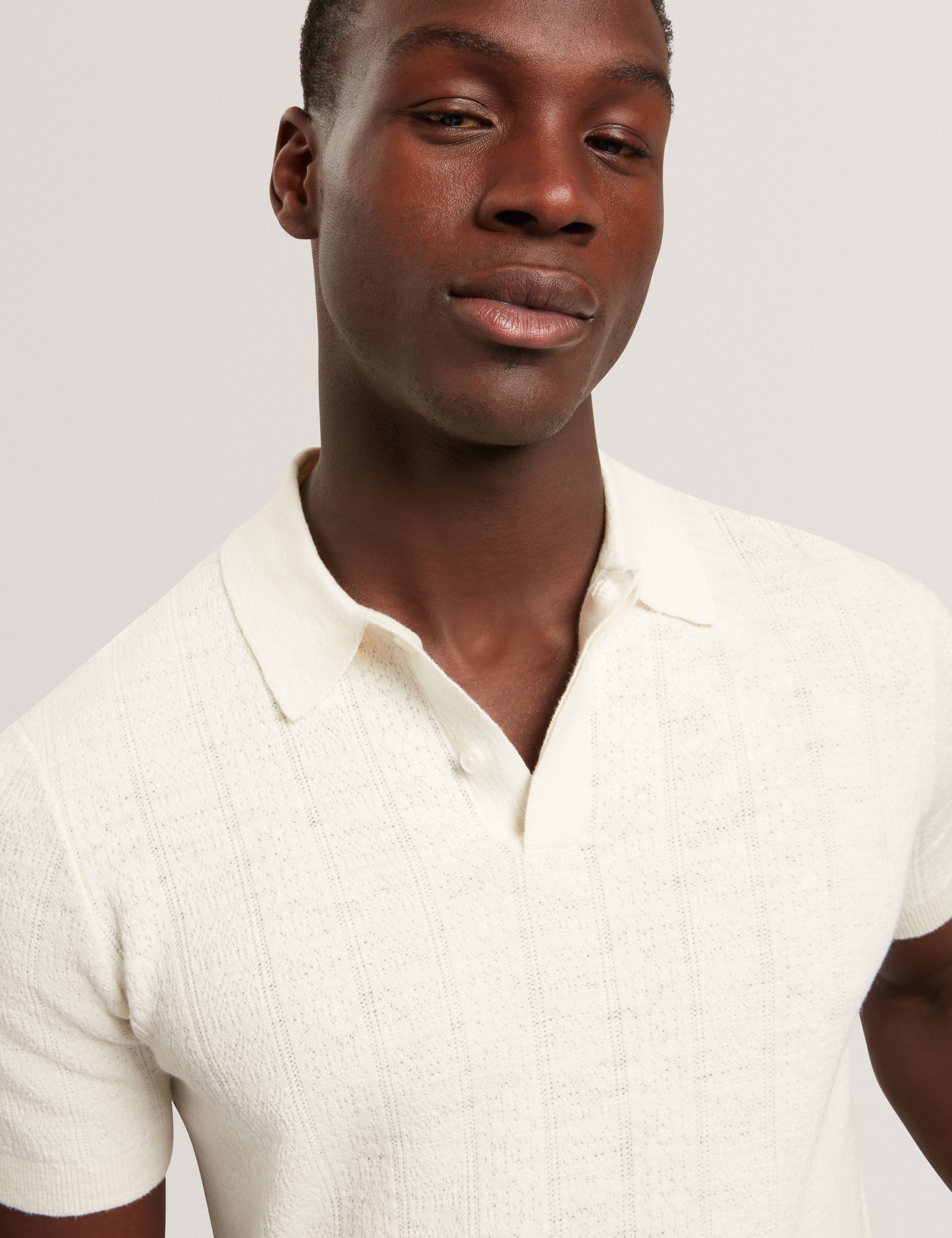 Edgard Short Sleeve Mixed Stitch Button Neck Polo Ecru