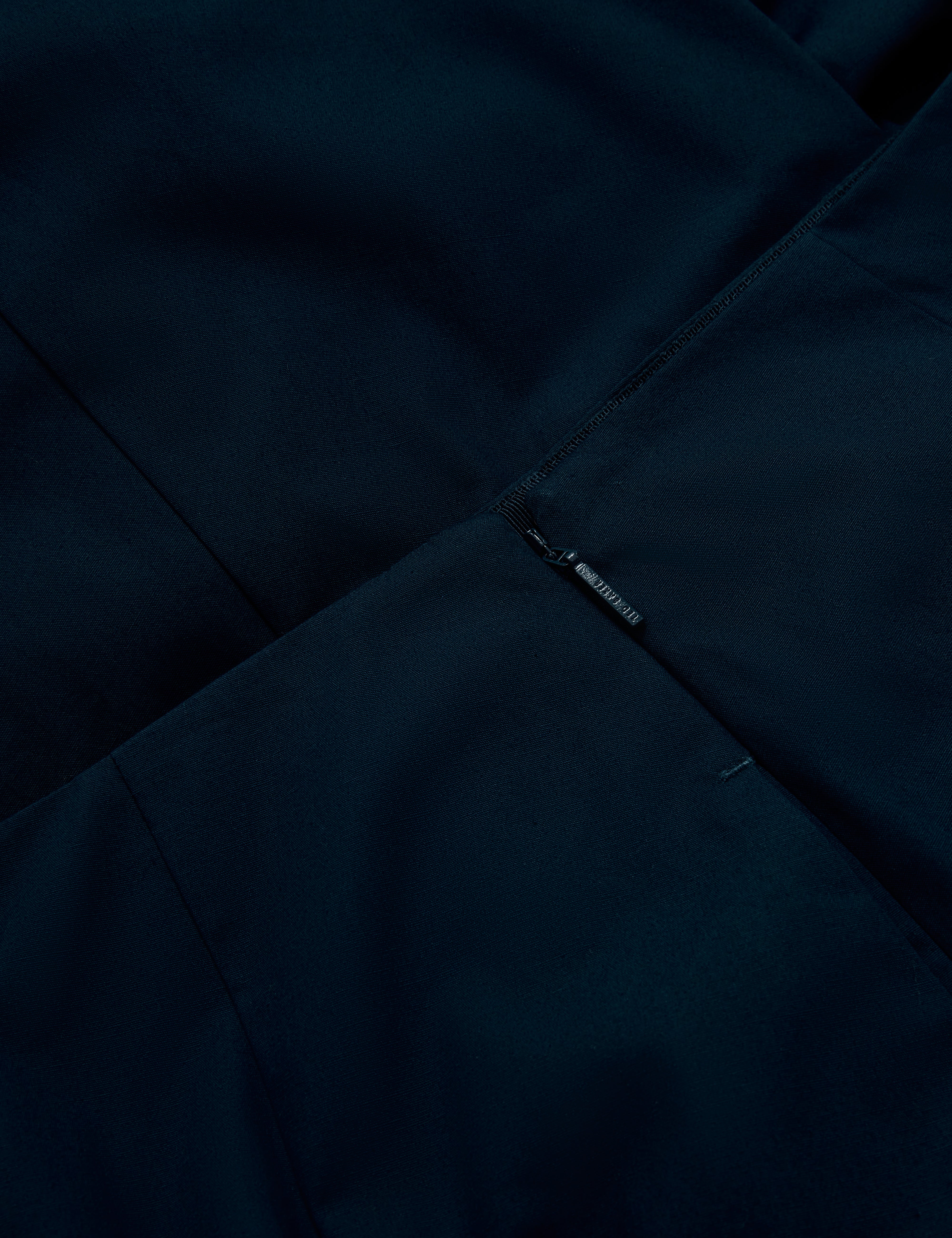 Cinnaba Seam Detail Bubble Midi Skirt Dk-Blue