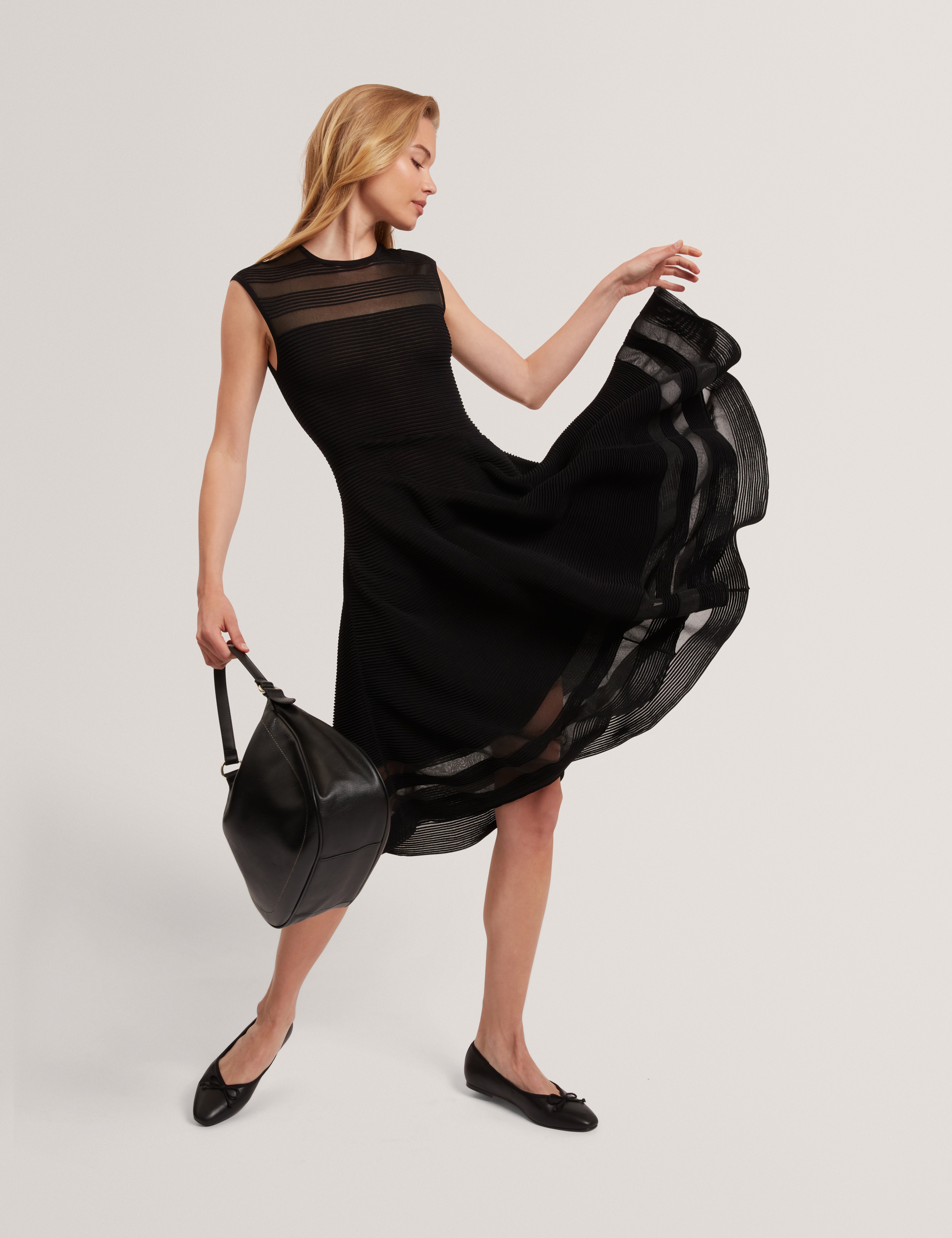 Suusaan Knitted Skater Dress With Invisible Pane Black