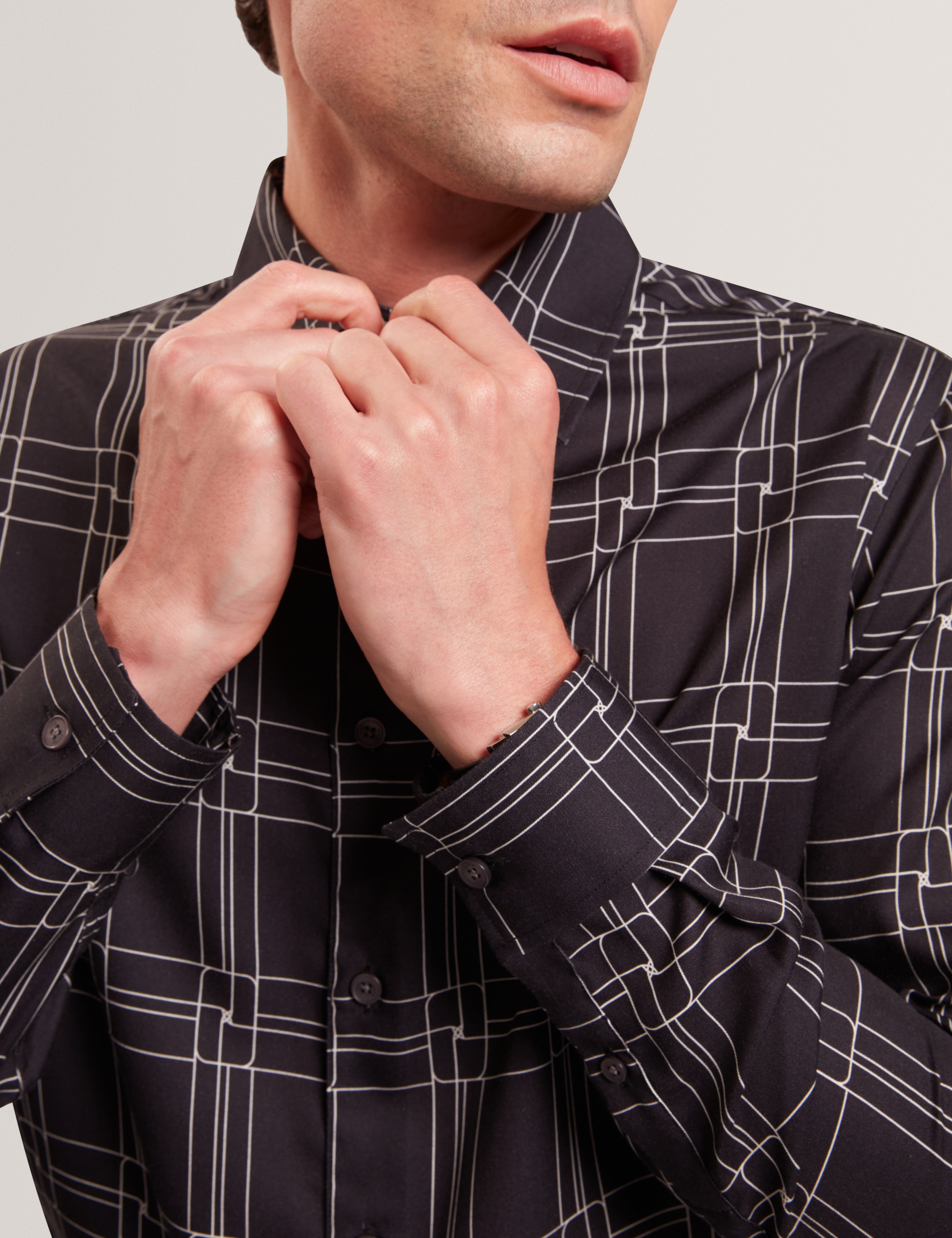Lirra Long Sleeve Regular Fit Printed Check Shirt Black