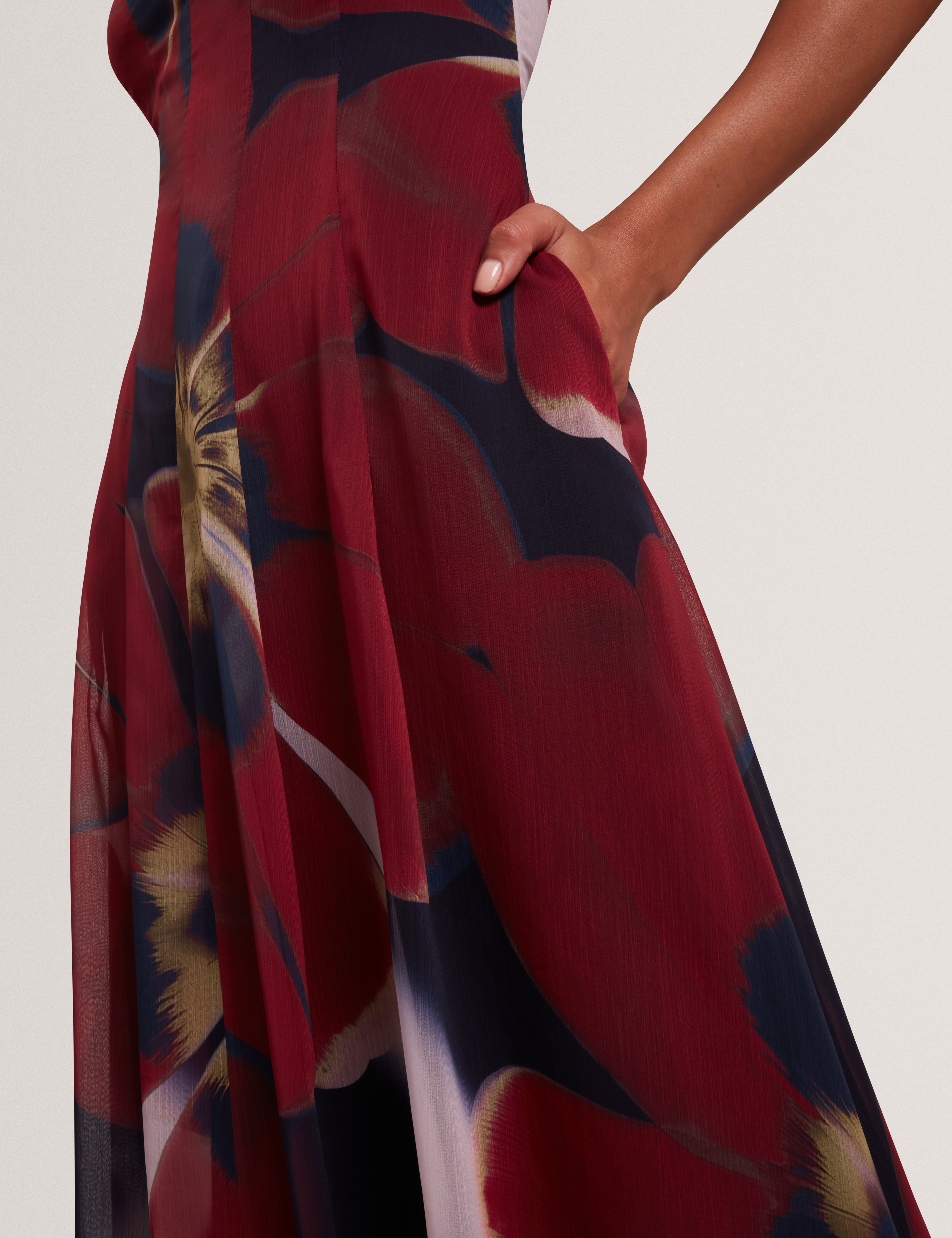 Laynia Printed Seam Detail Bubble Hem Midi Dres Navy