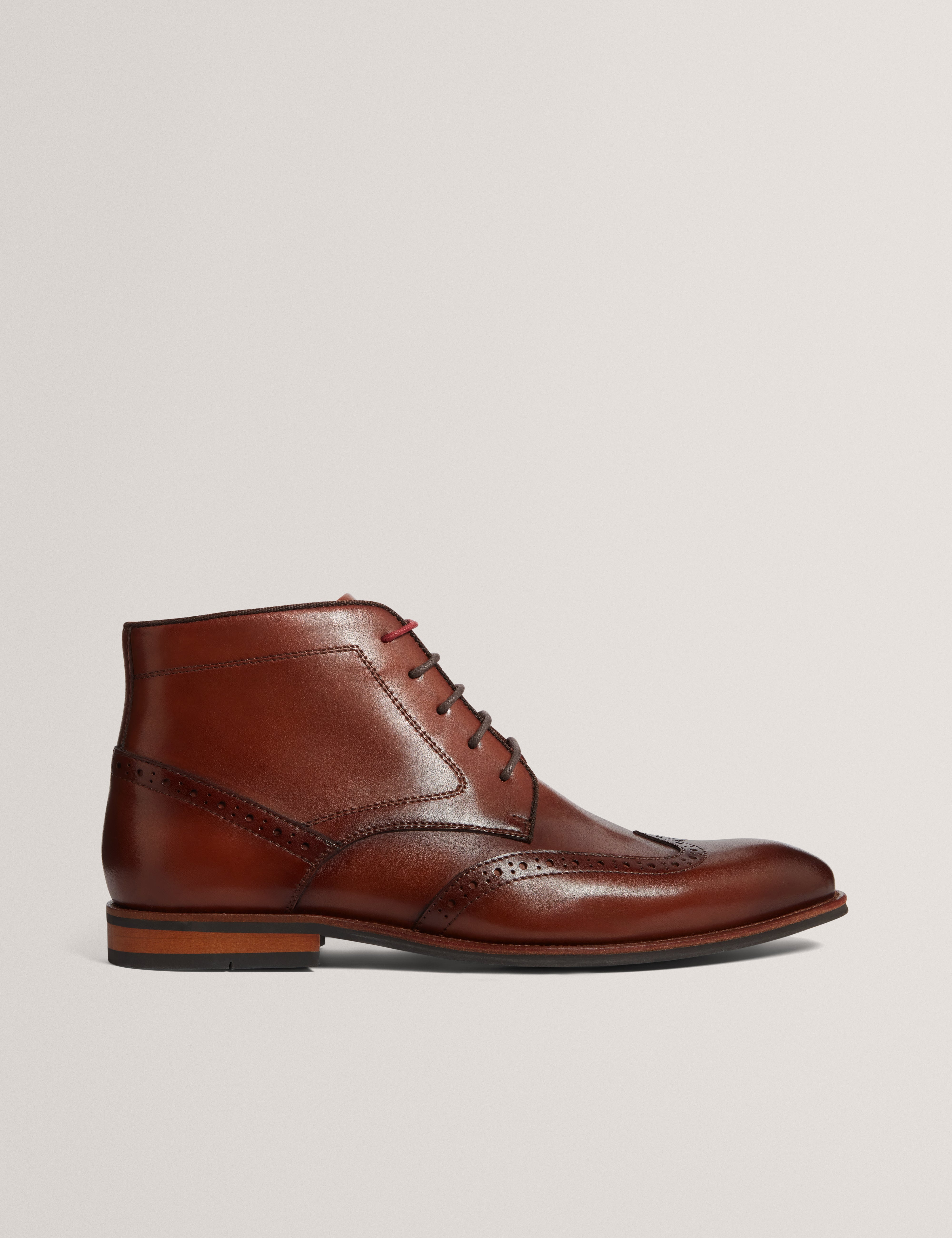 Waldem Brogue Chukka Boot Tan