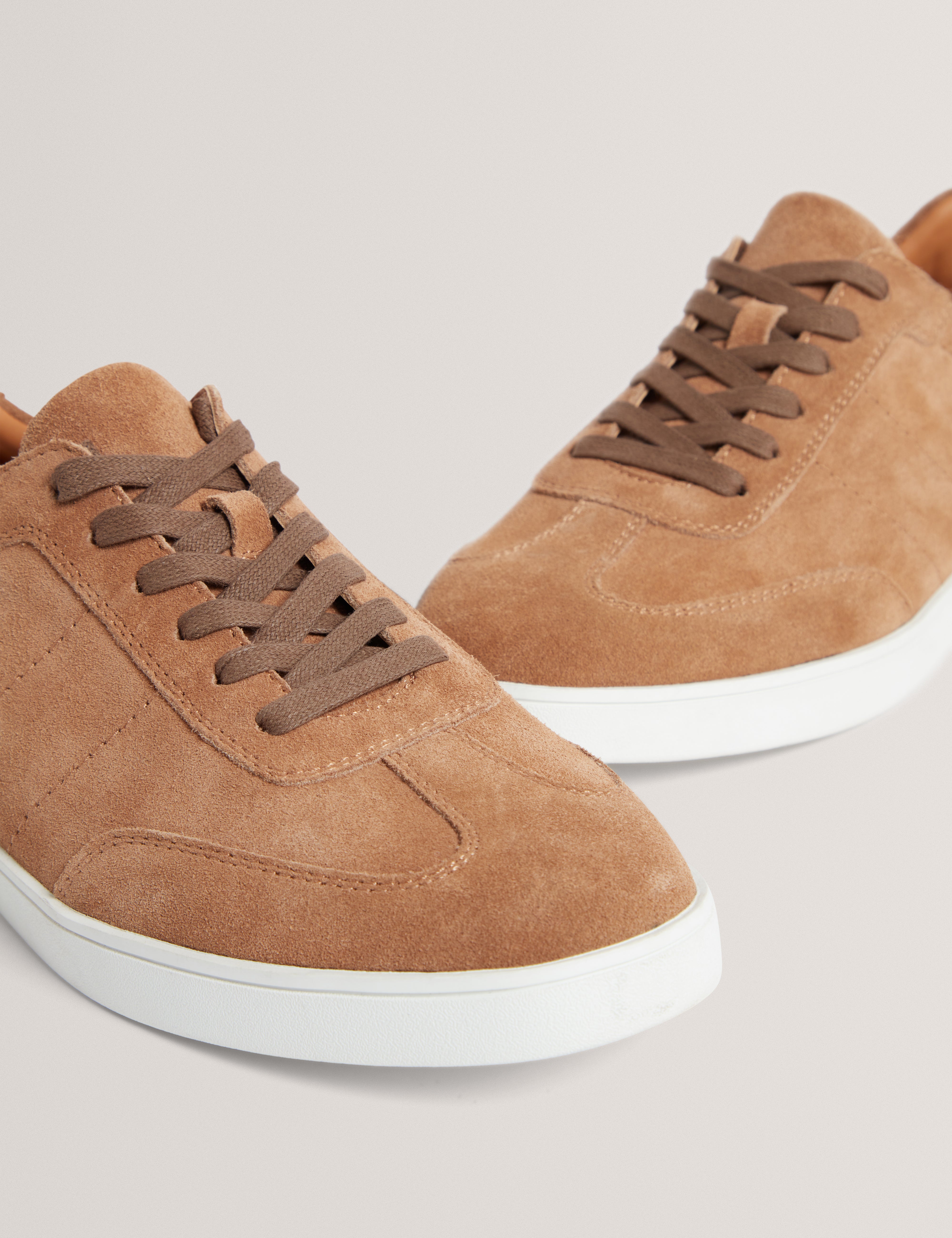 Doltons Suede Trainer Tan