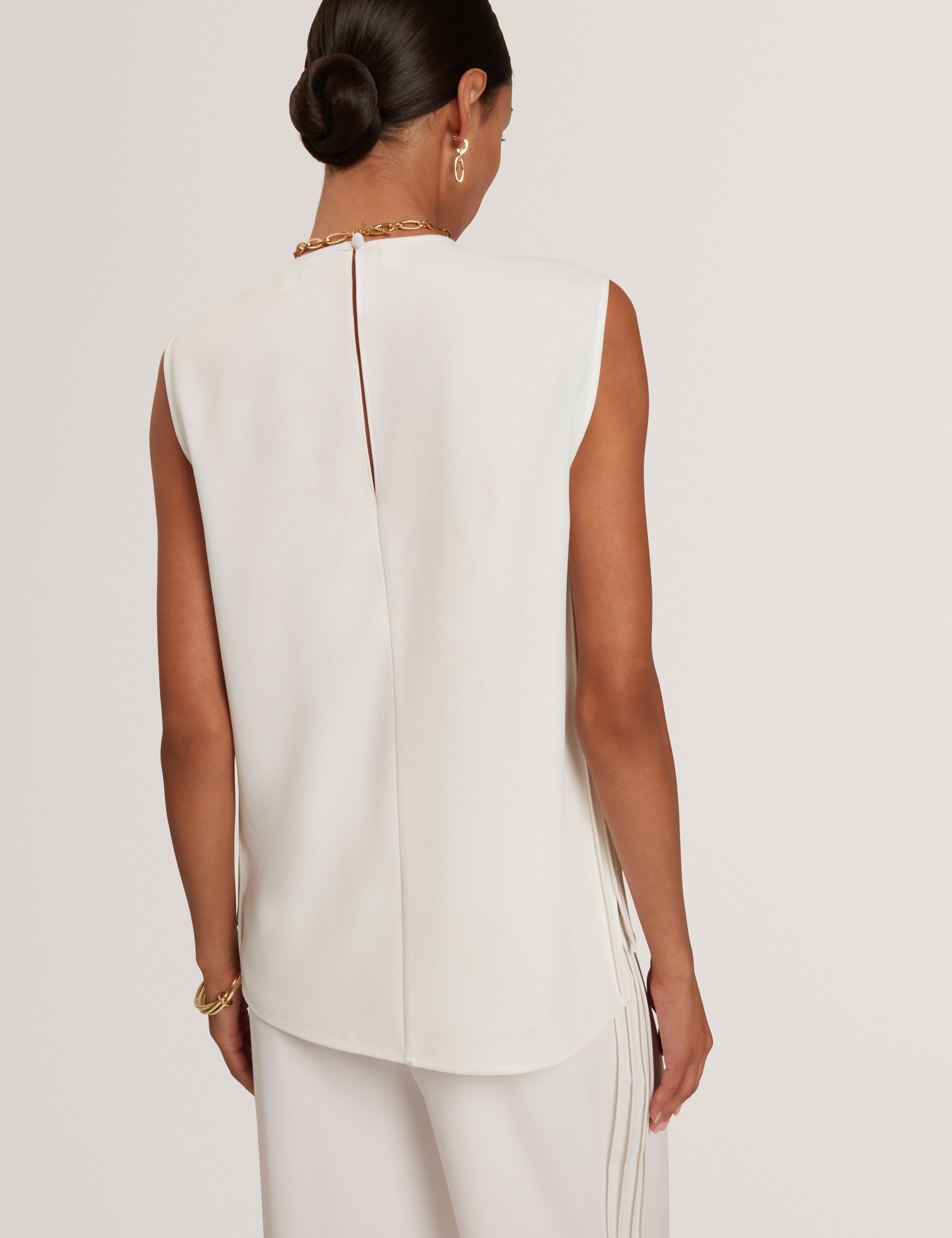 Marmia Sleeveless Top With Piping Detail Ivory