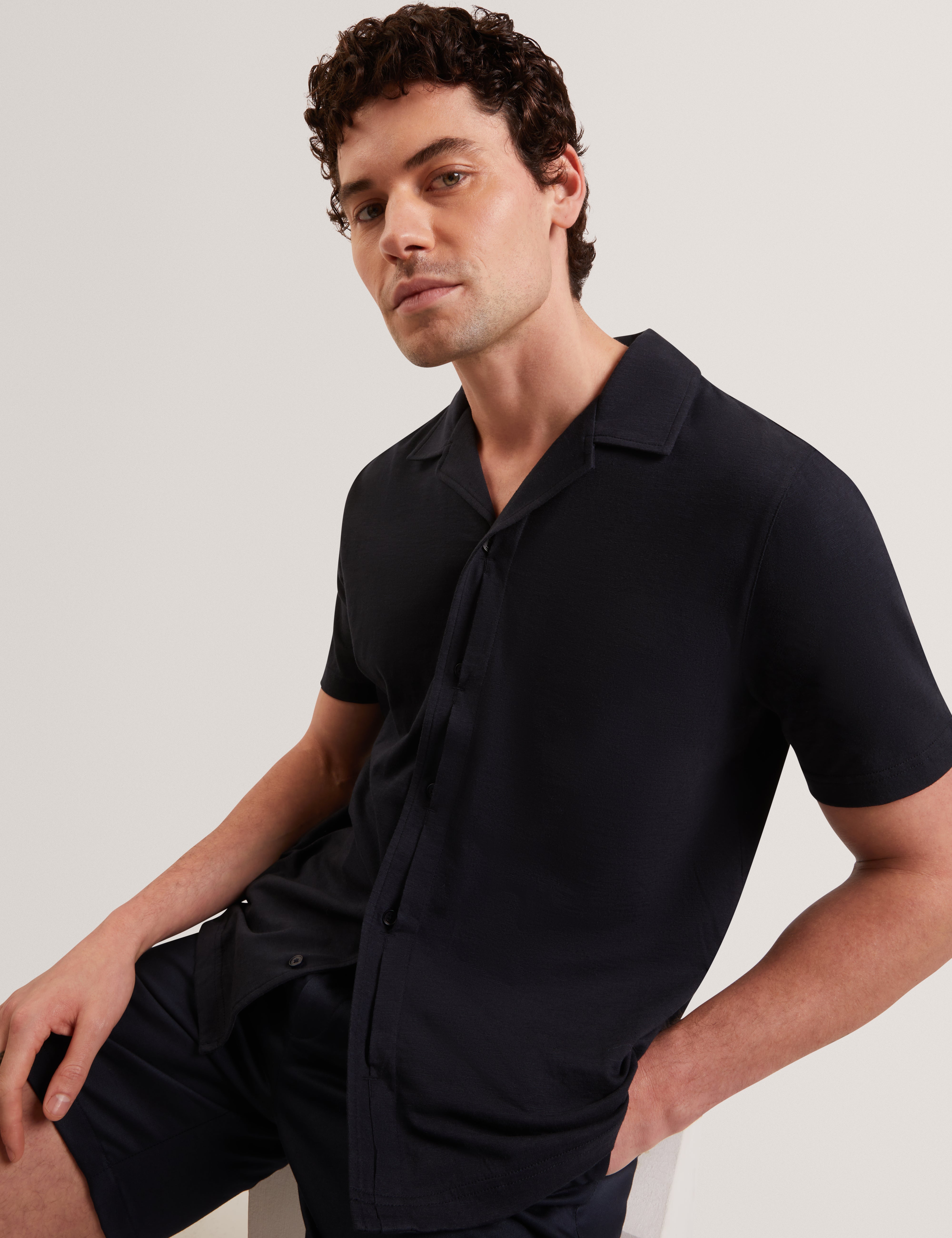 Fendry Short Sleeve Linen Button Through Polo Navy