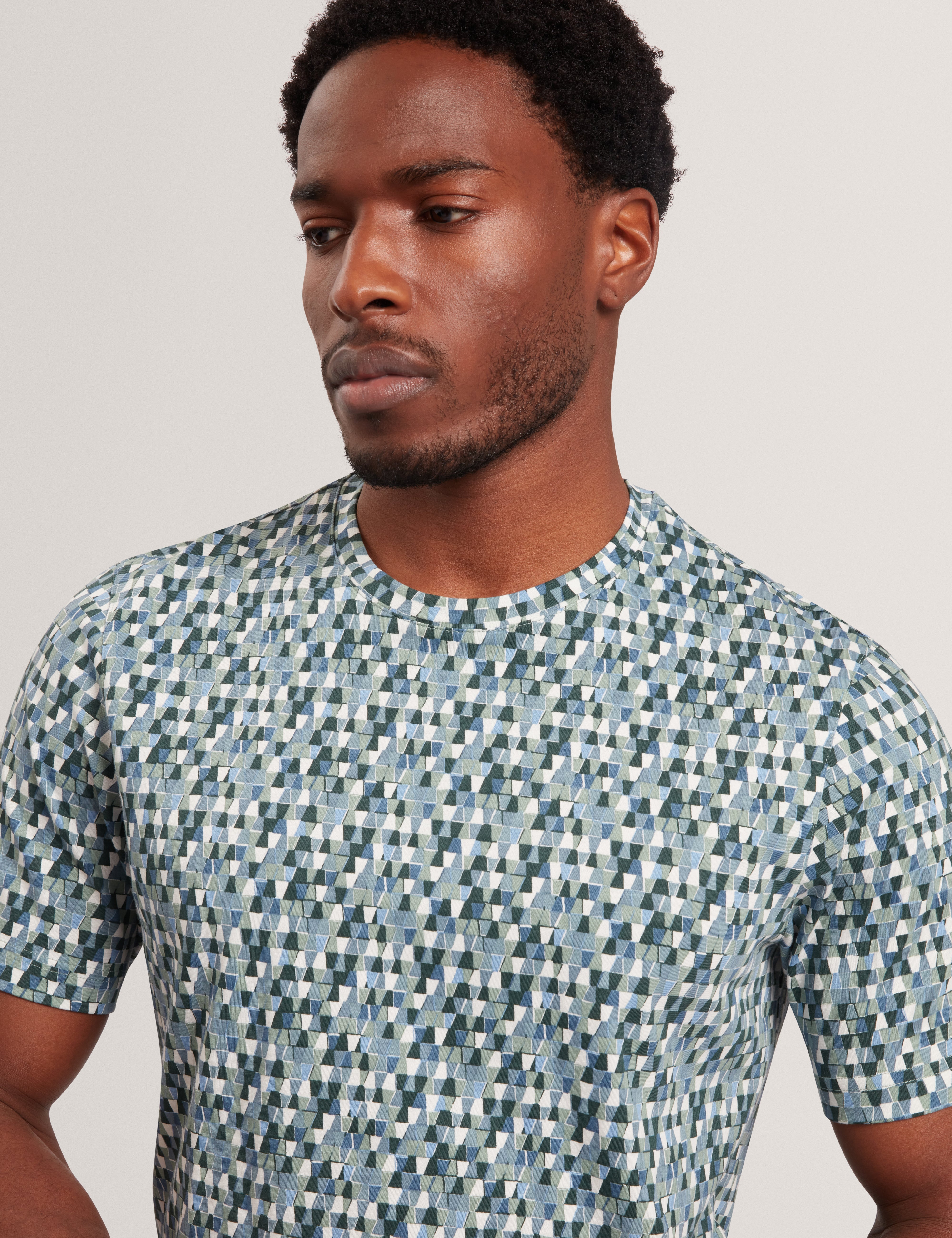 Masyafa Short Sleeve Triangle Geo T-Shirt Sky-Blue
