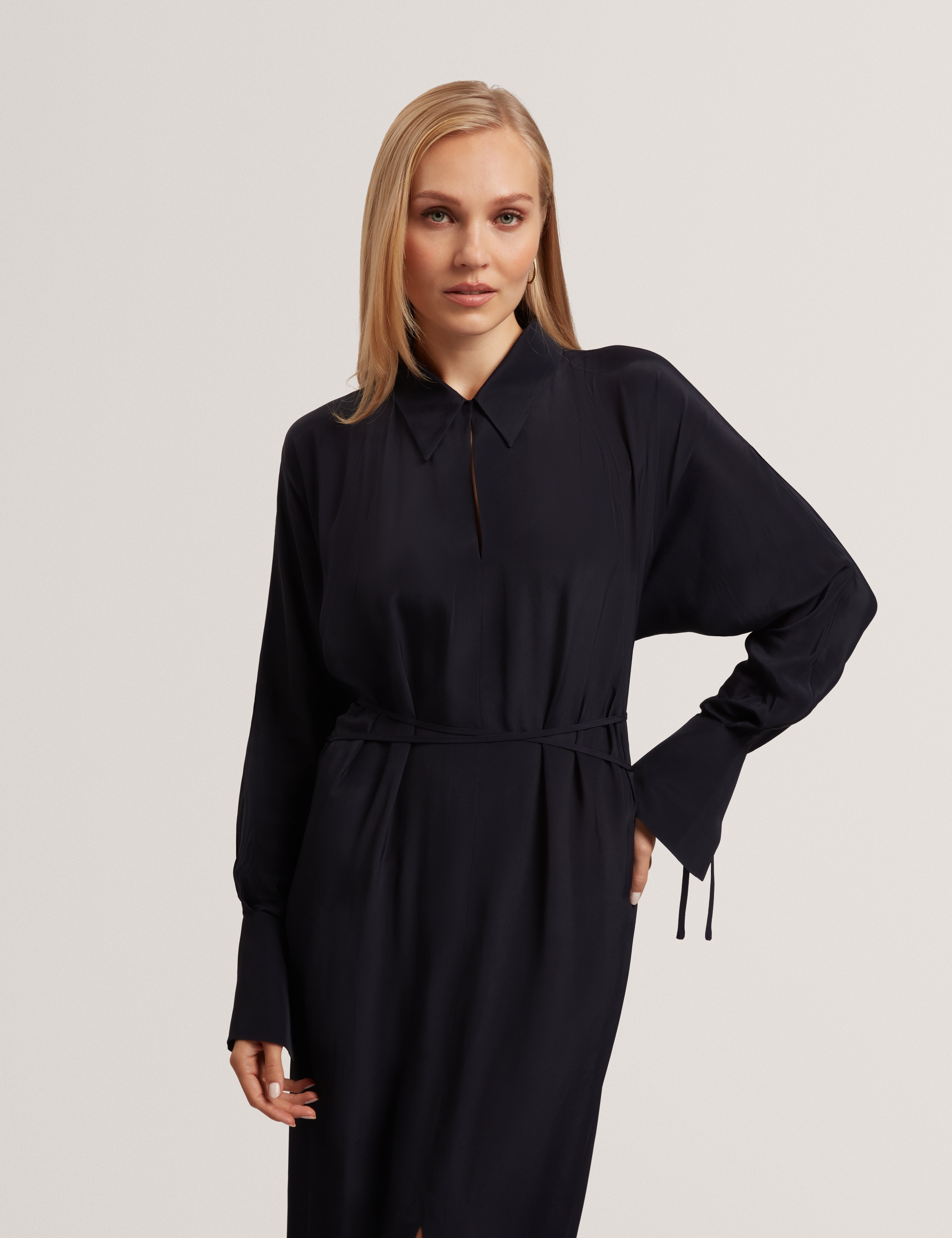 Rhaeaa Tie Detail Midi Shirt Dress Navy