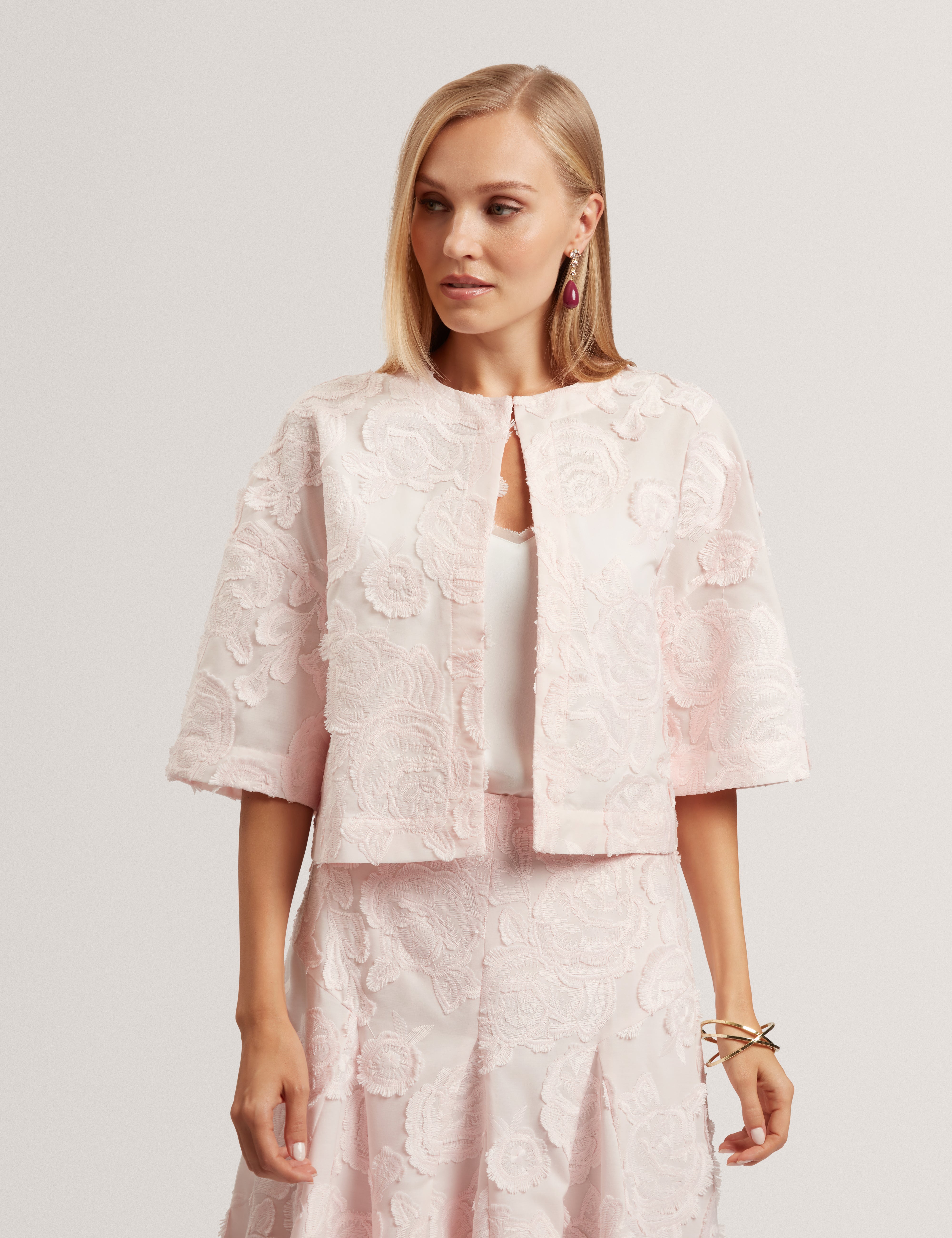 Faela Collarless Cropped Jacket Pink