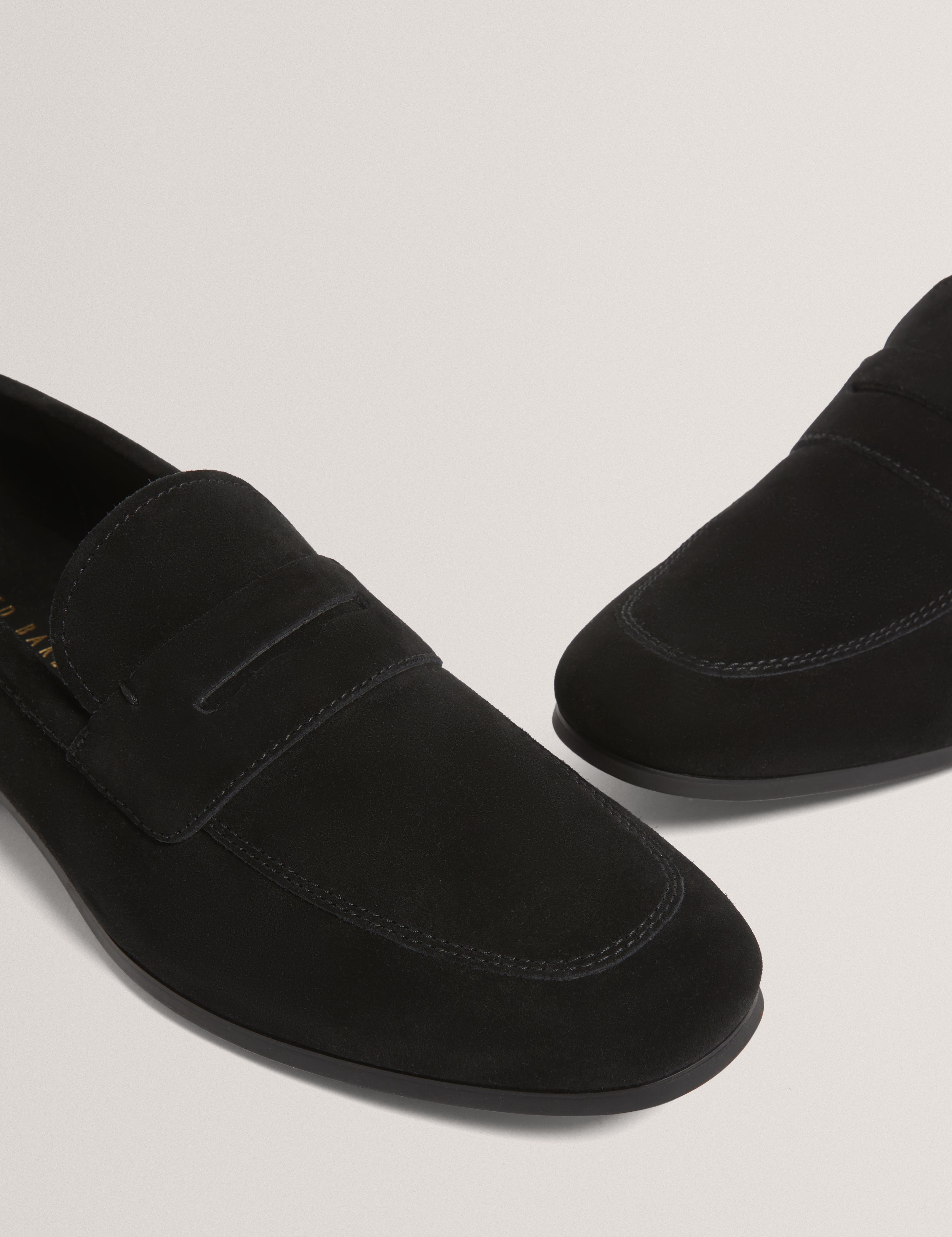 Leivy Suede Loafer Black