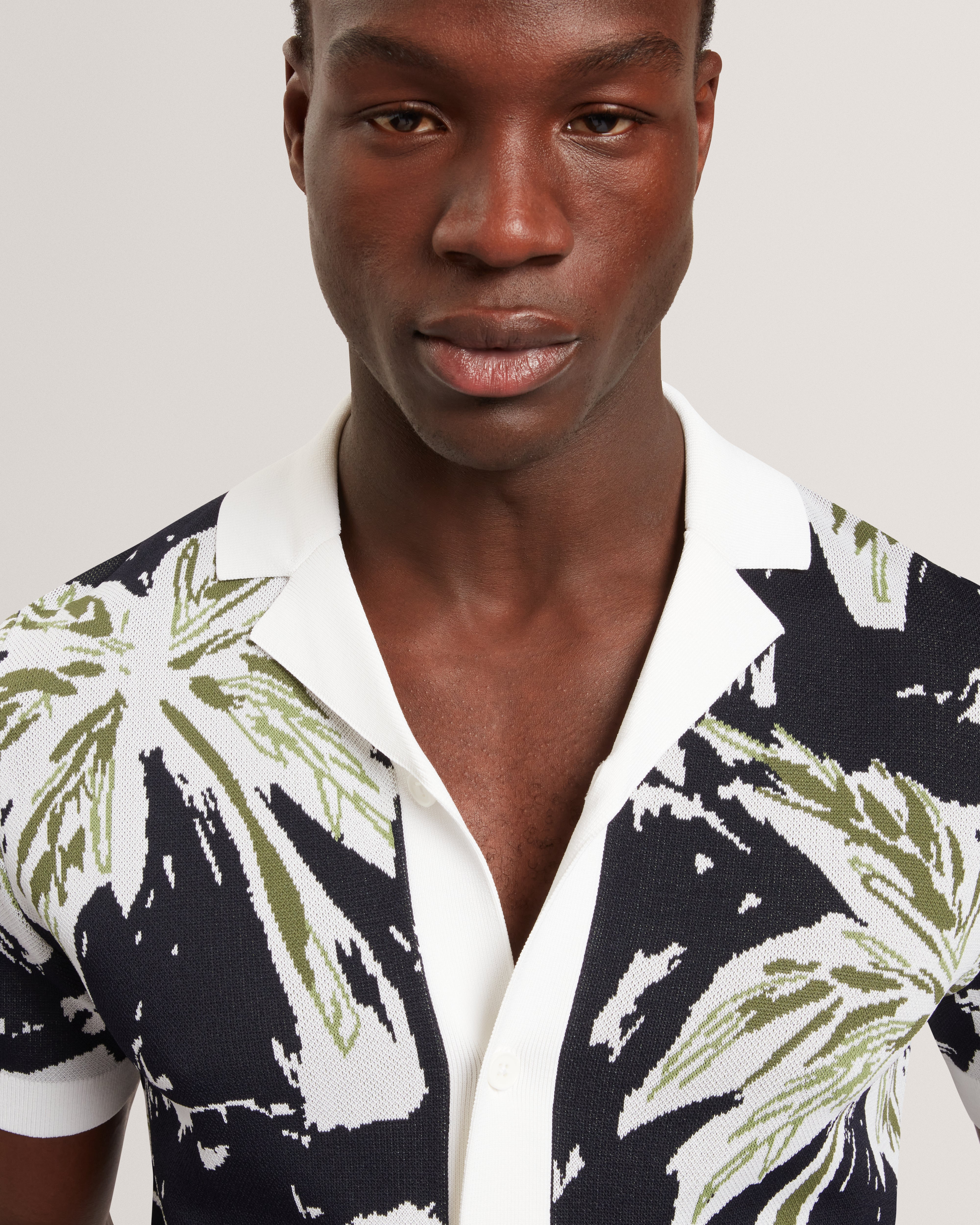 Kyes Short Sleeve Knitted Leaf Shirt Navy
