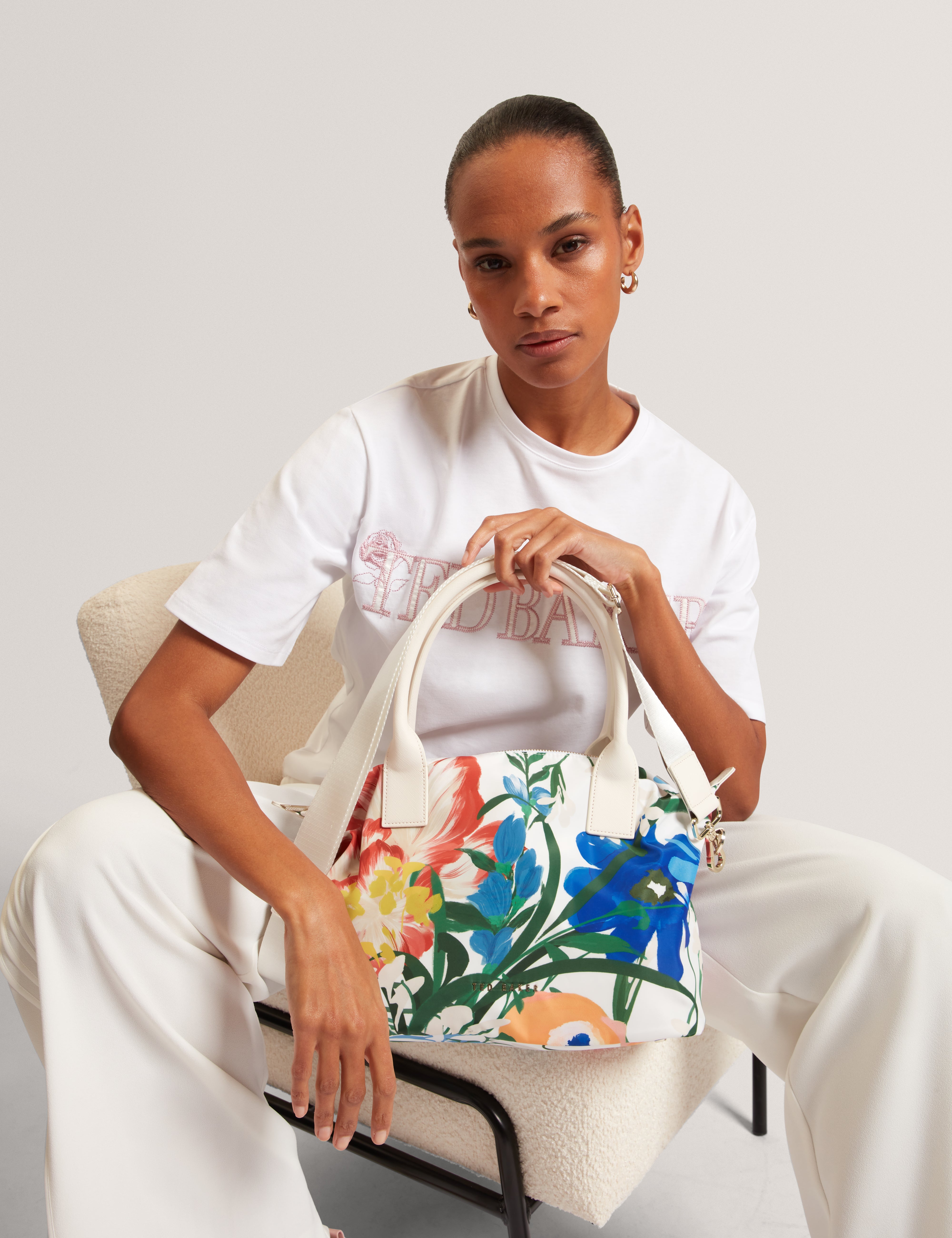 Quen Printed Nylon Tote Bag White Black