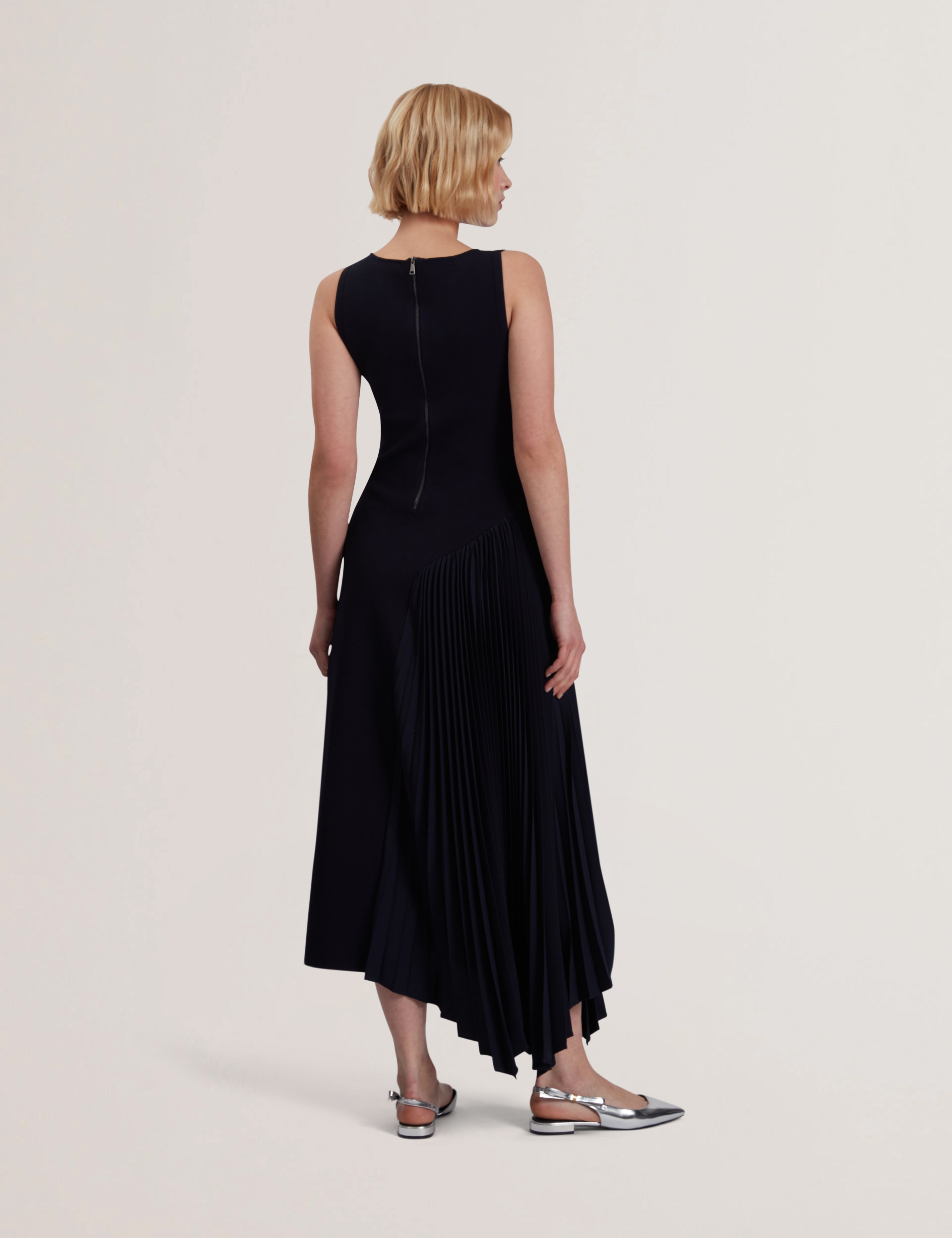 Azzina Sleeveless Knit Midi Dress With Pleat Pa Navy