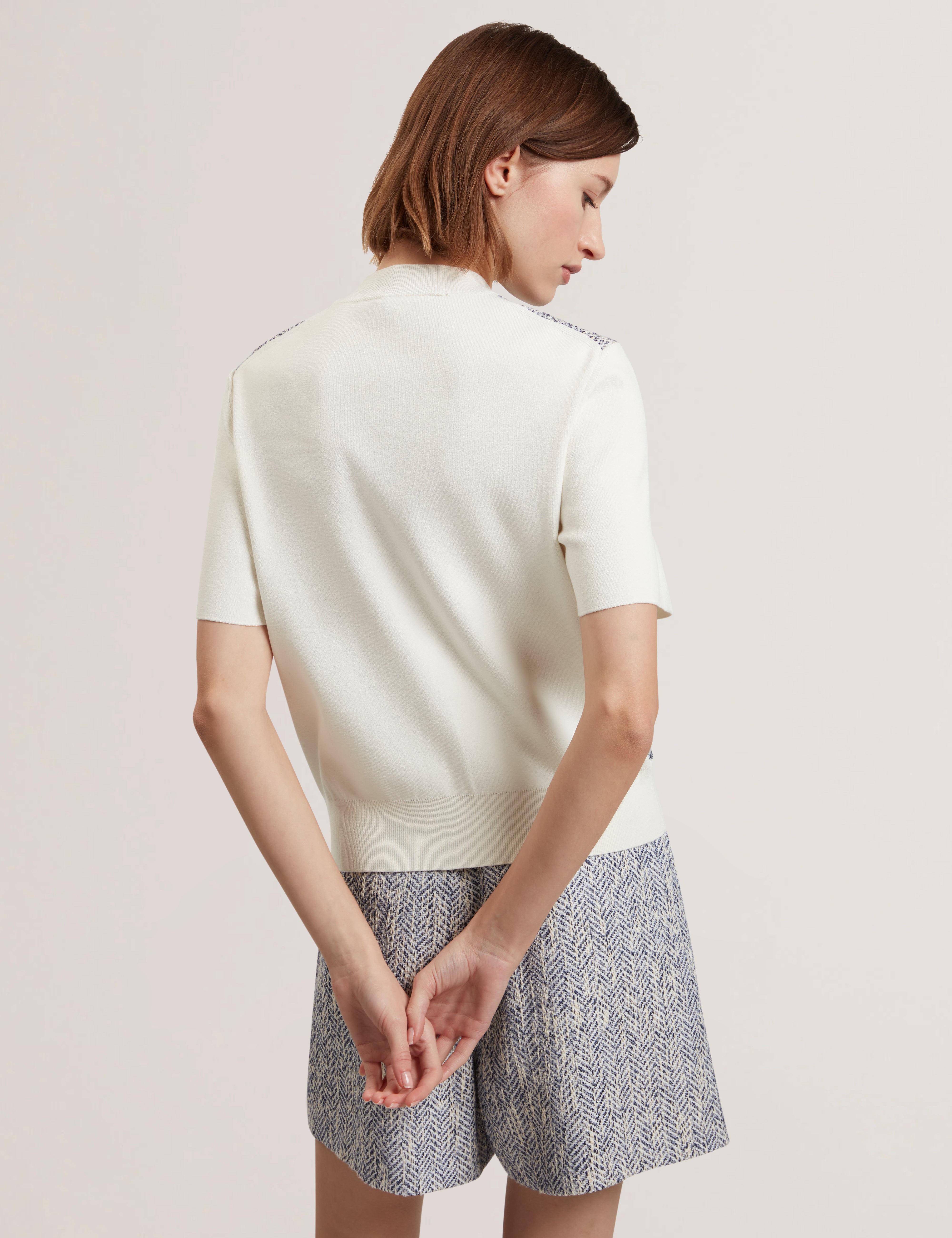 Ezzeli Boucle Front Short Sleeve Sweatshirt Lt-Blue
