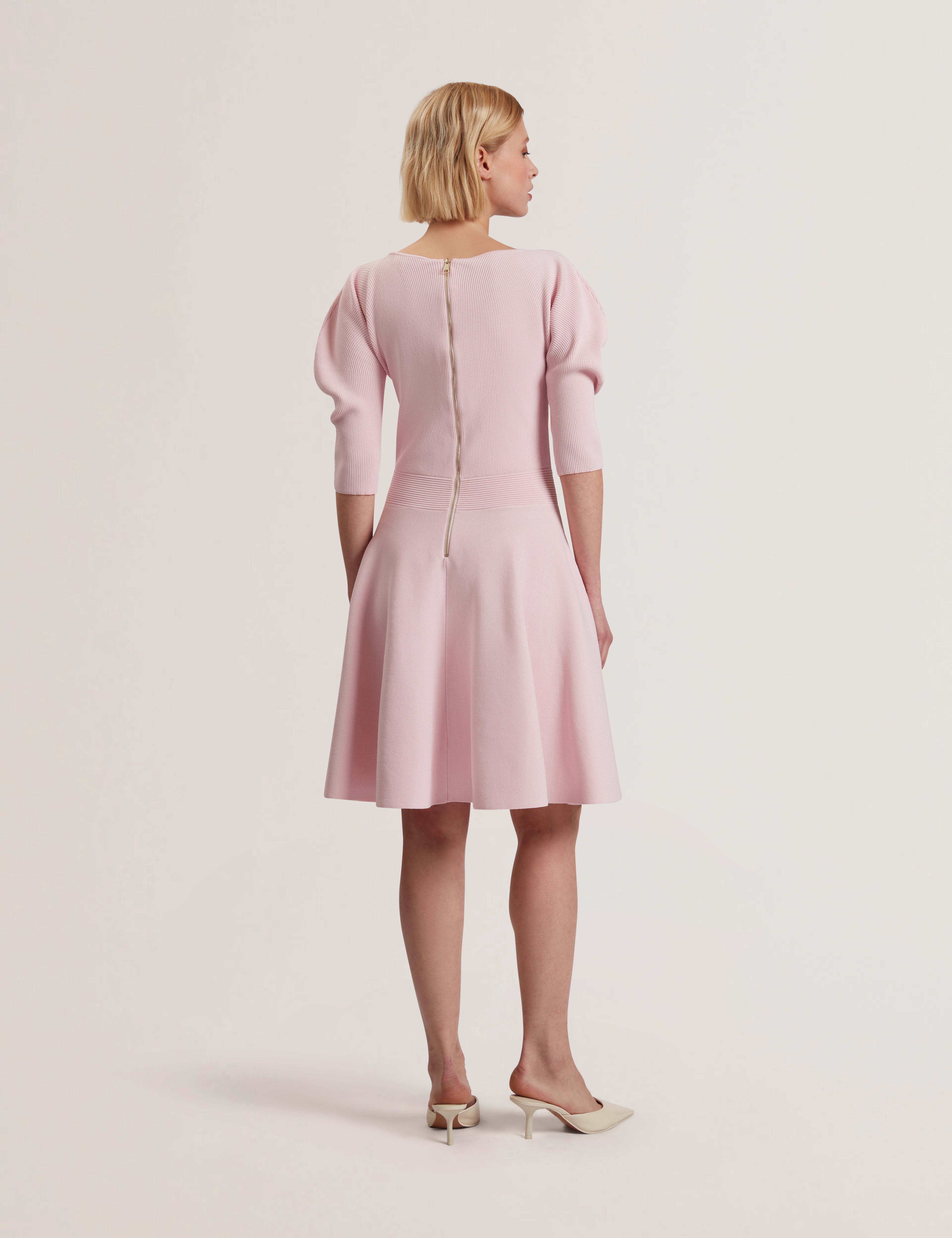 Jescka Sculptured Knit Skater Dress Lt-Pink