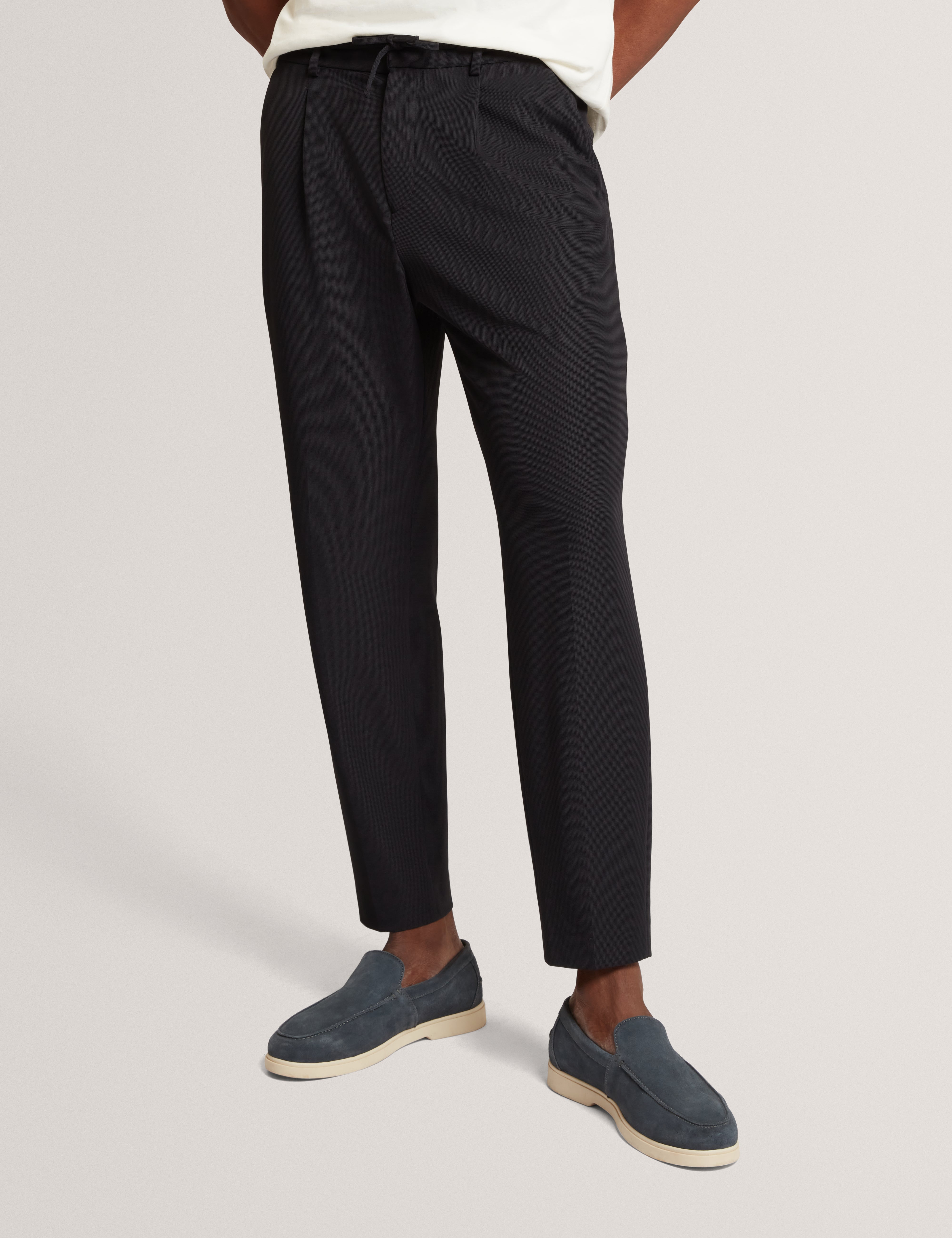 Cialdat Tapered Waffle Knit Trouser Black