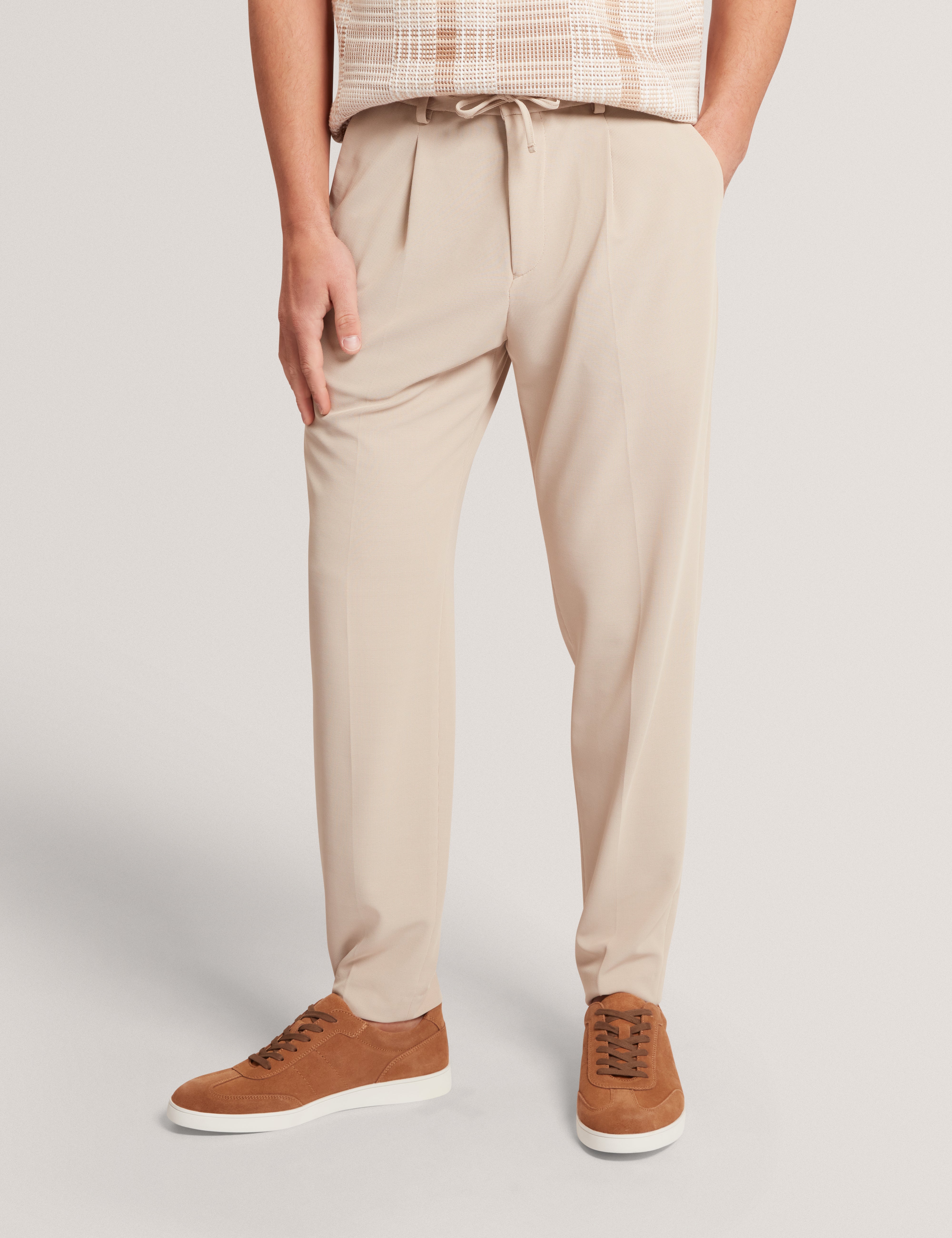 Cialdat Tapered Waffle Knit Trouser Stone