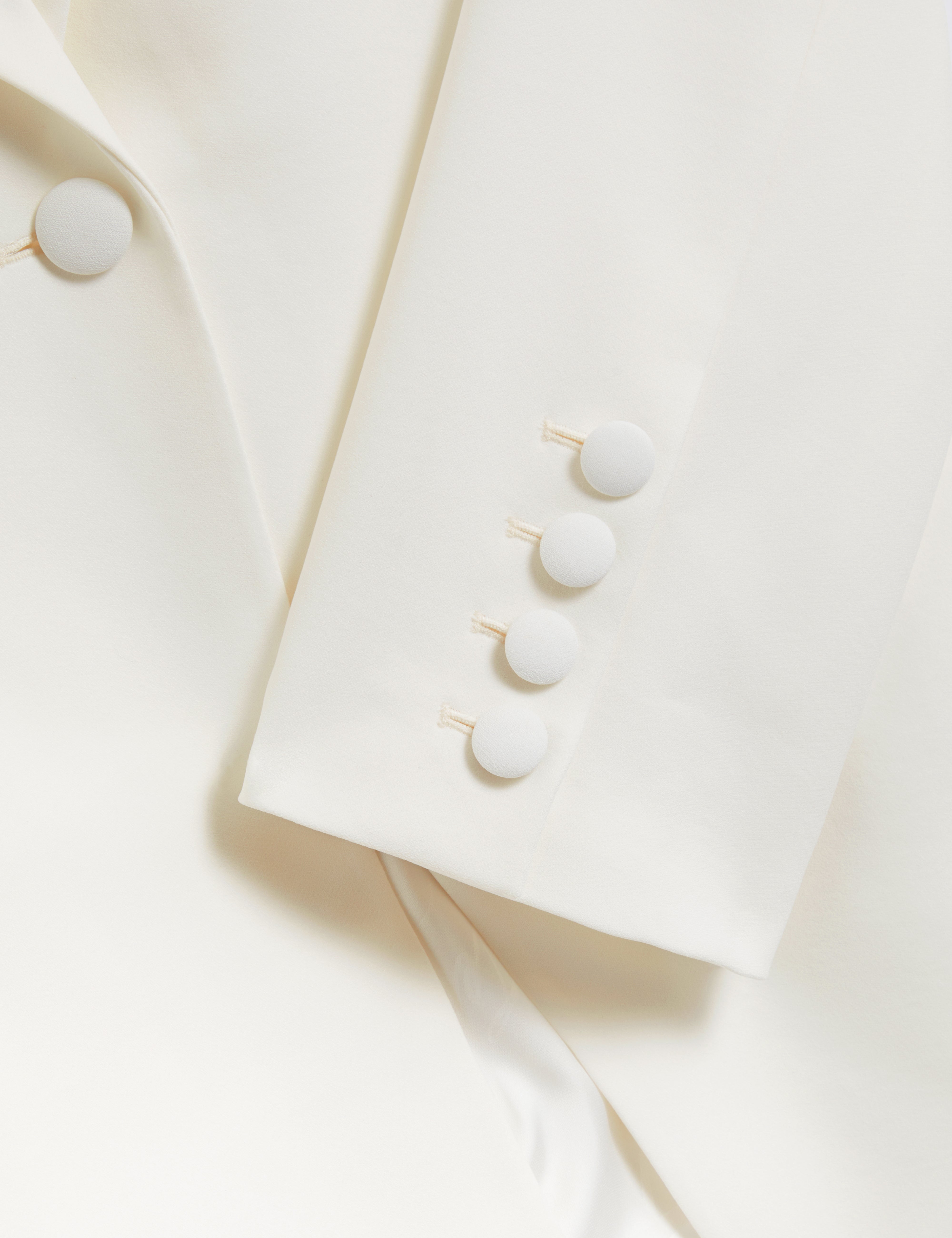 Acata Tailored Blazer Ivory