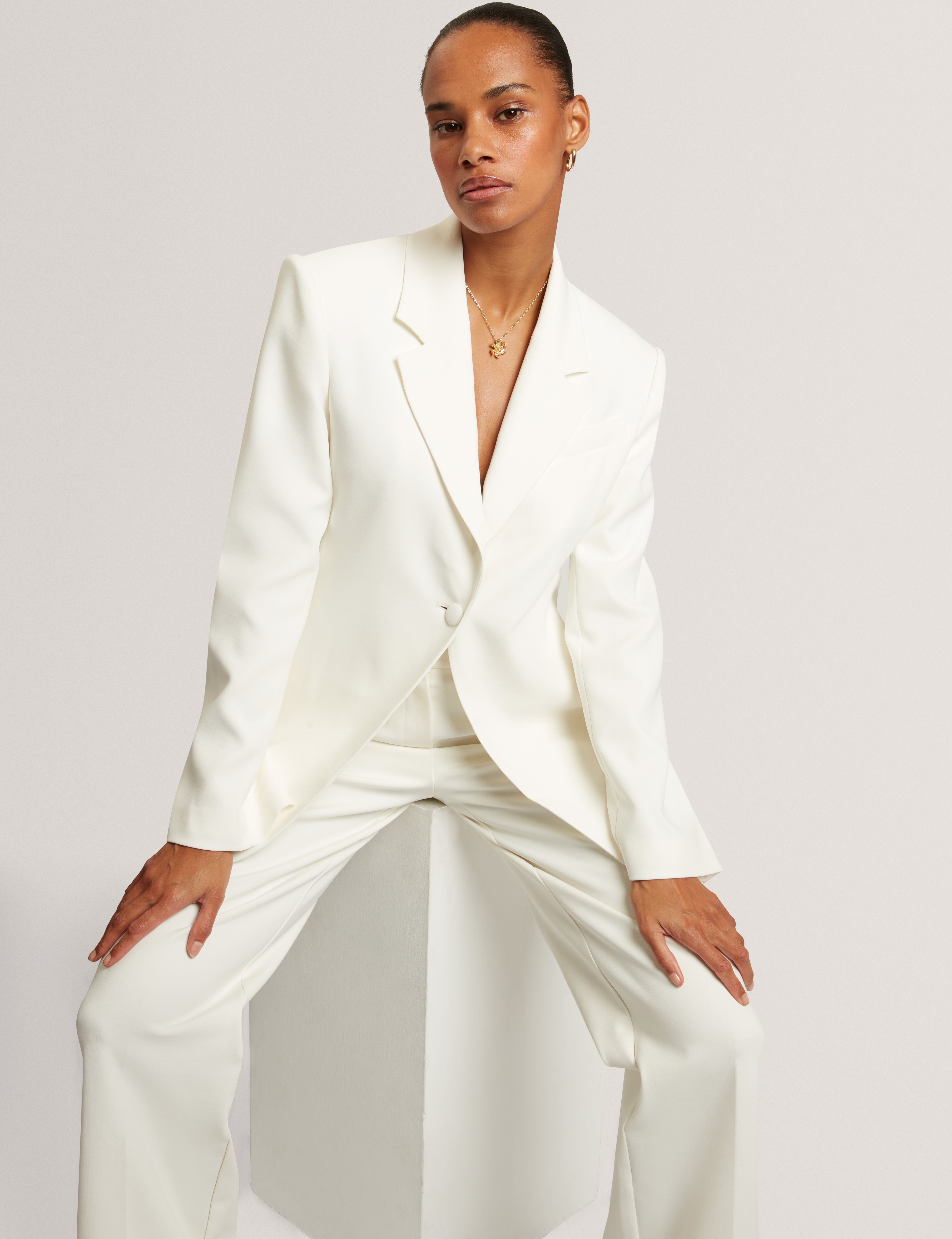 Acata Tailored Blazer Ivory