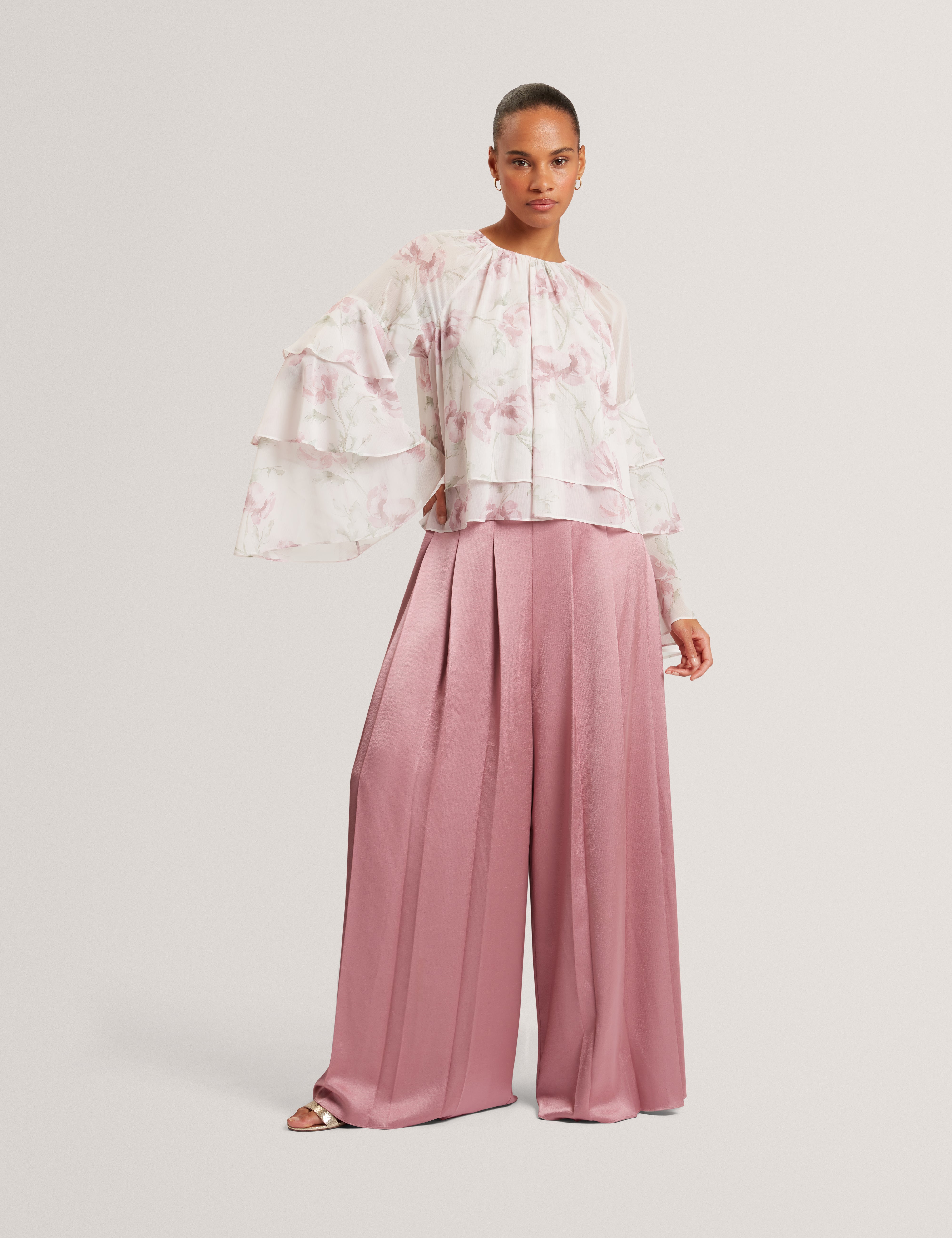 Rizaa Gathered Neck Floral Print Long Sleeve Tops Pl-Pink