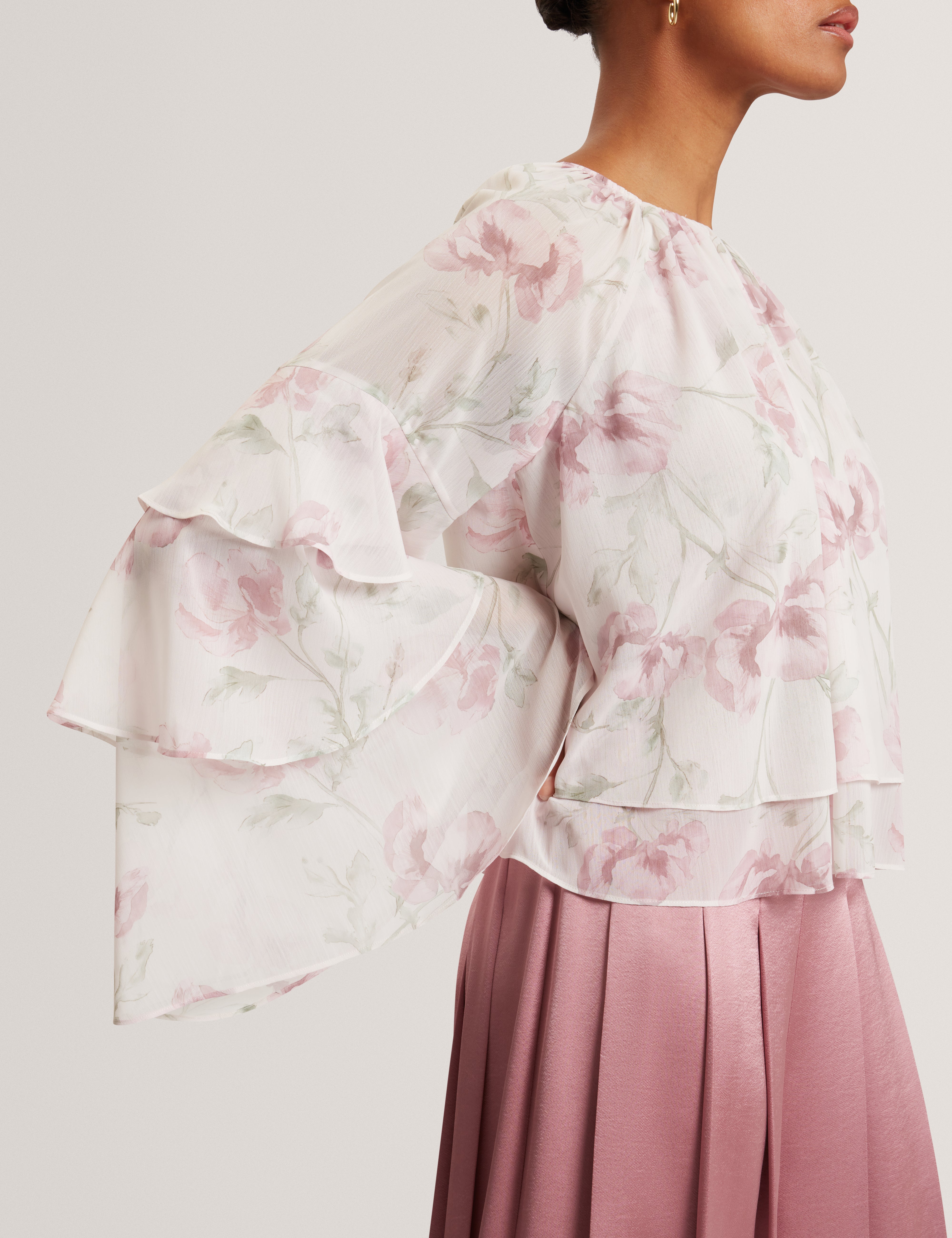 Rizaa Gathered Neck Floral Print Long Sleeve Tops Pl-Pink