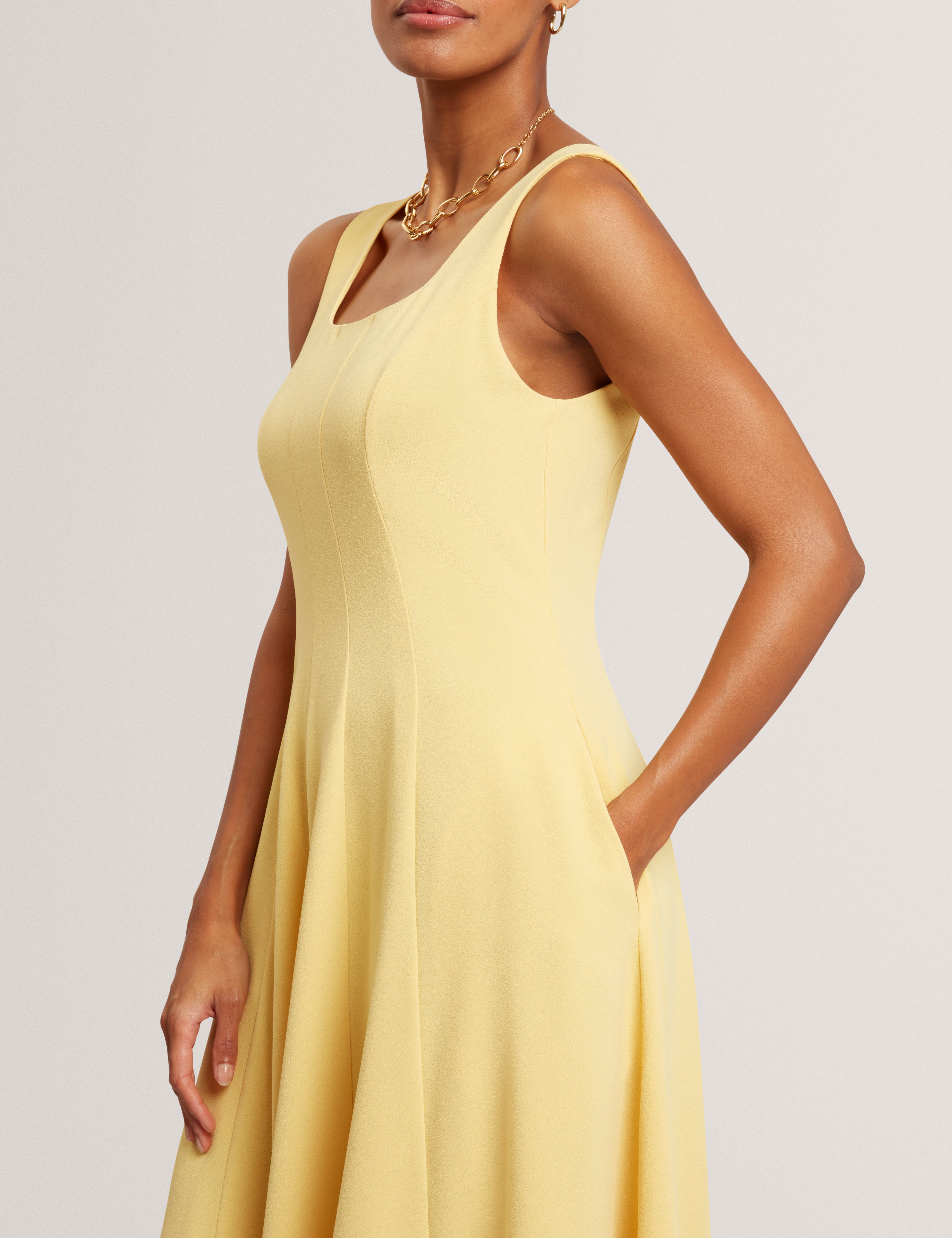 Arlott Panelled Midi Dress Lt-Yellow